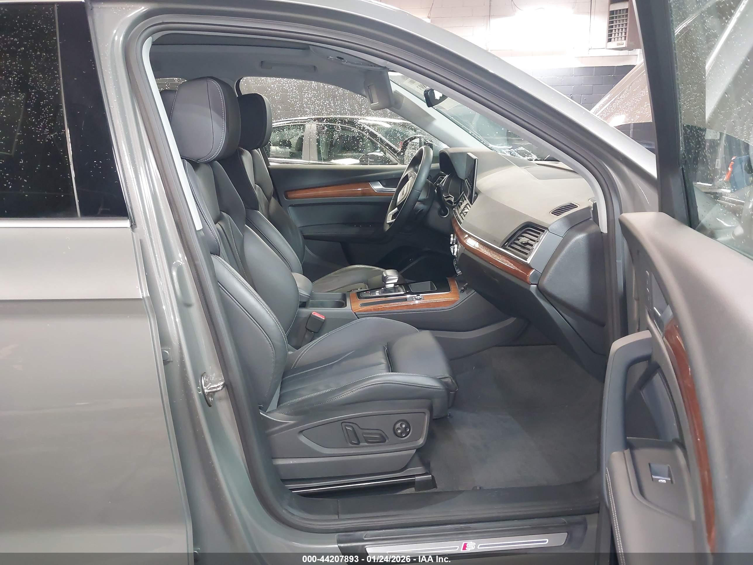 AUDI Q5 image 5