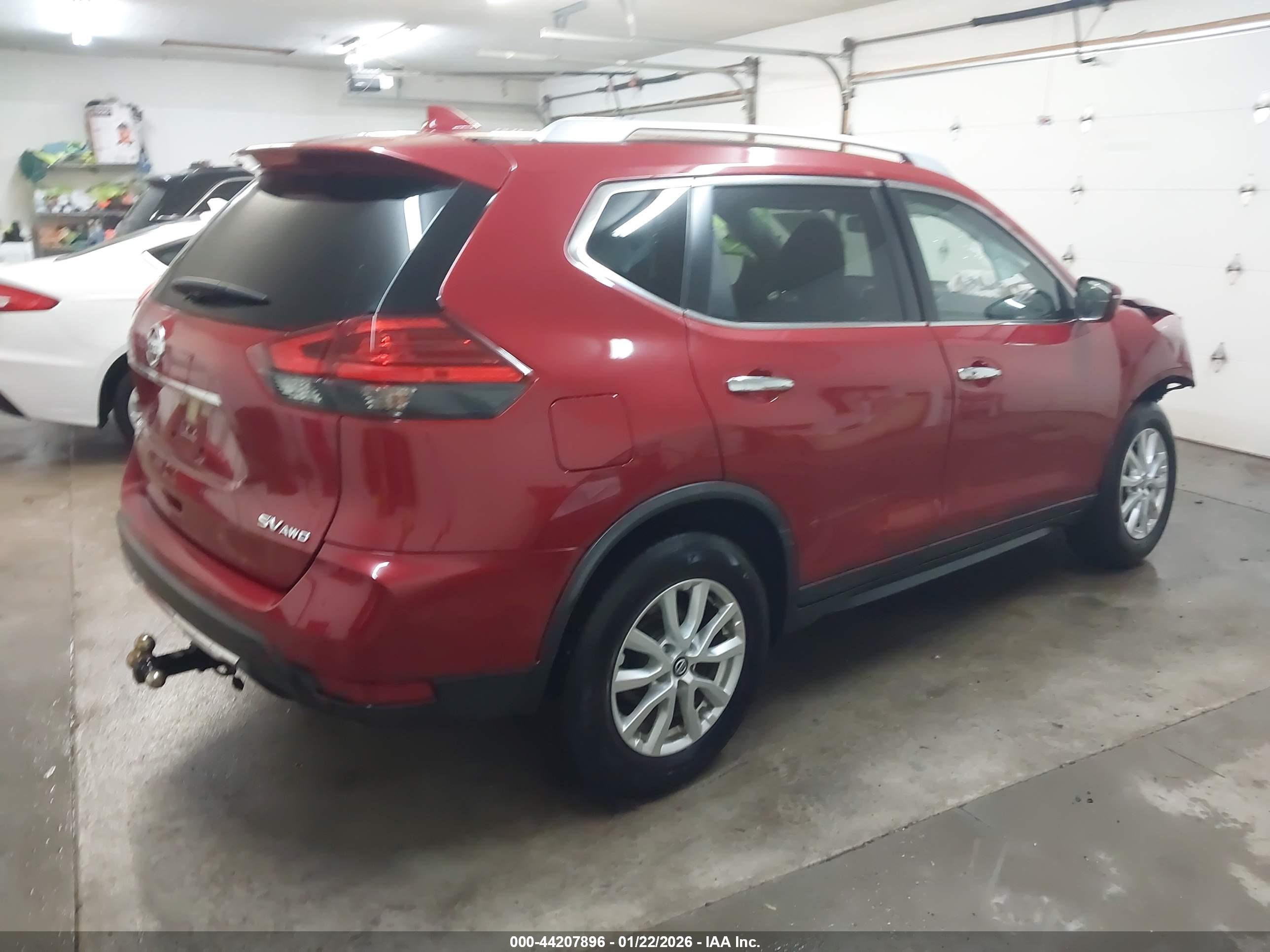 NISSAN ROGUE image 4