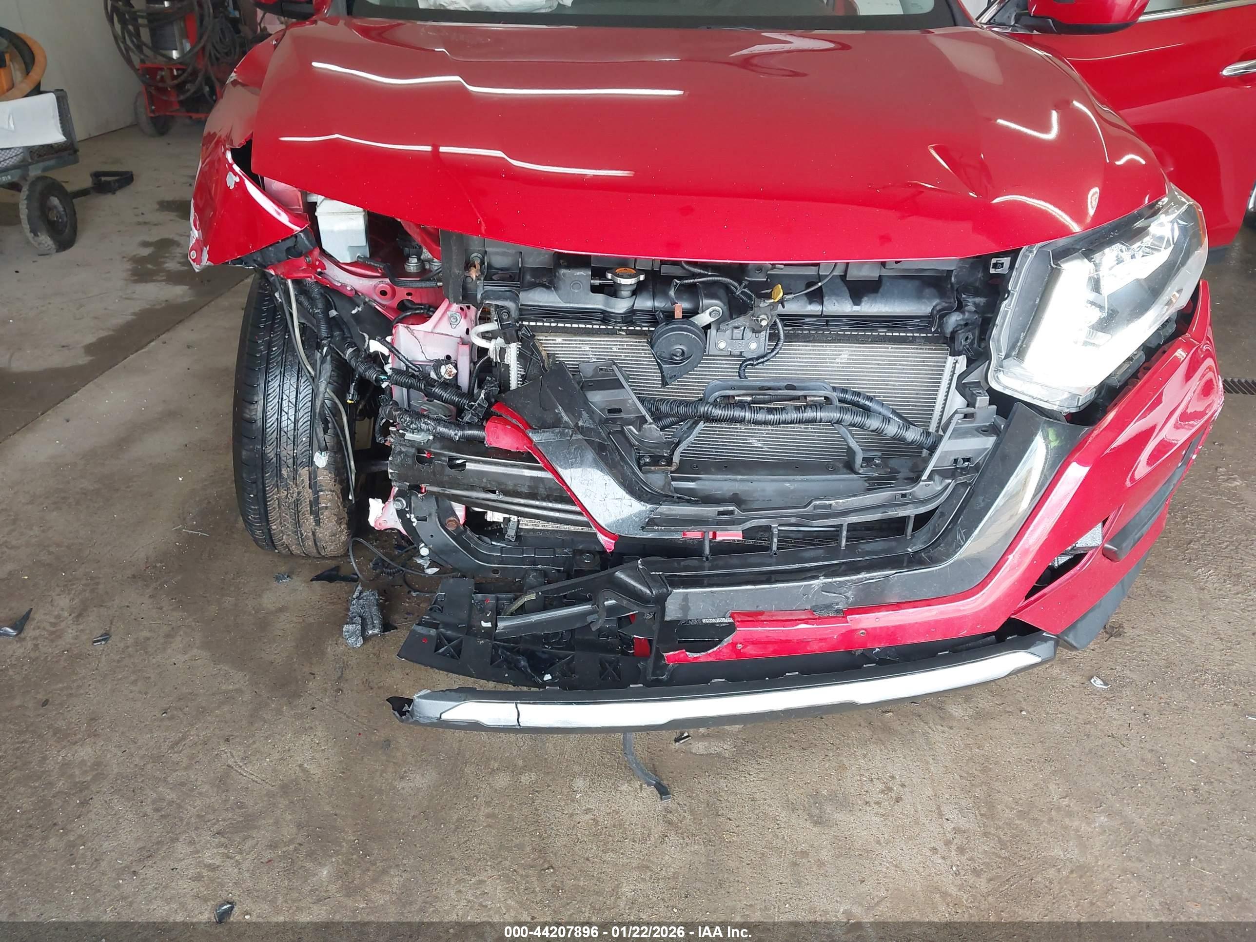 NISSAN ROGUE image 6