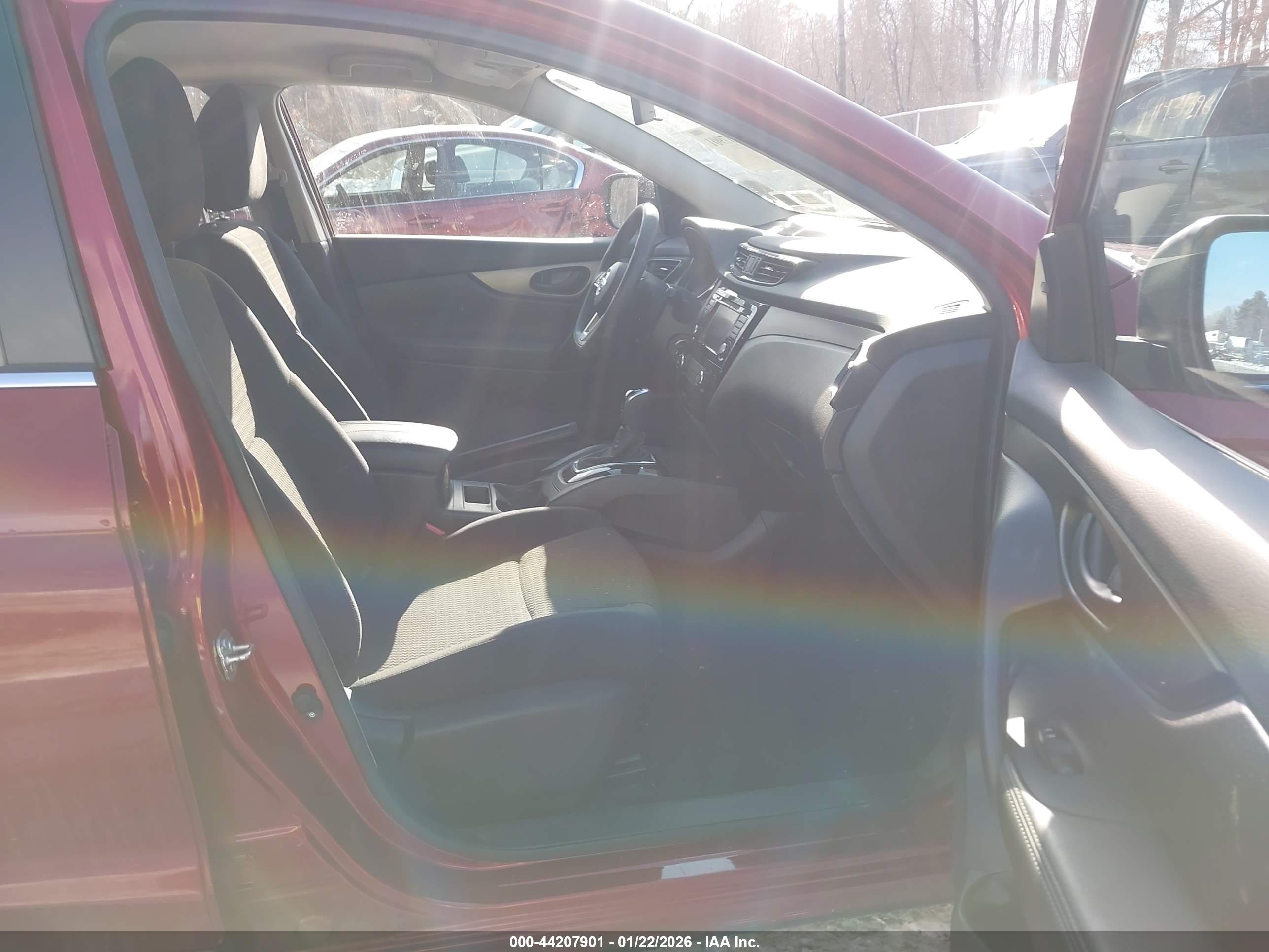 NISSAN ROGUE image 5