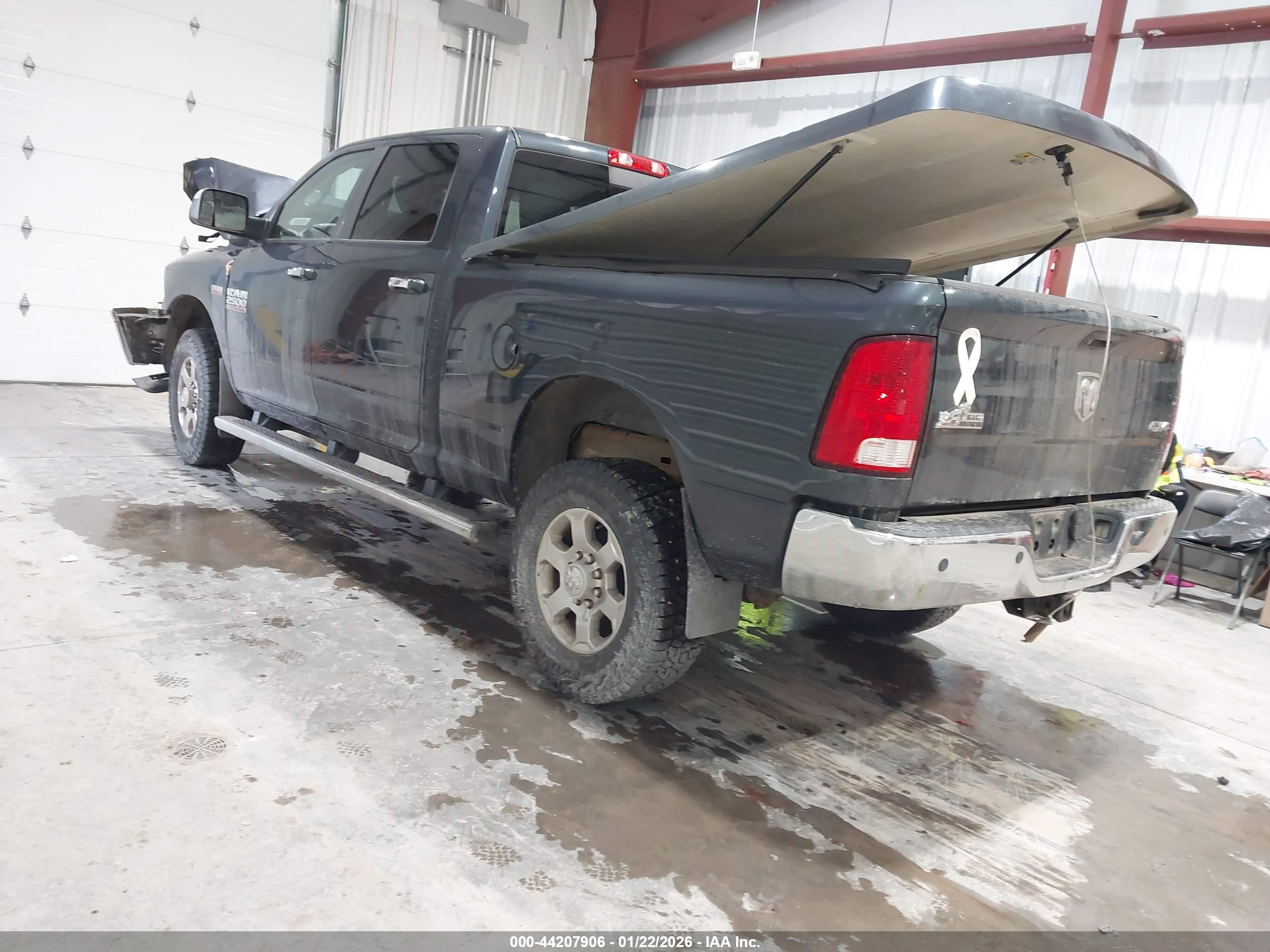 RAM 2500 image 3