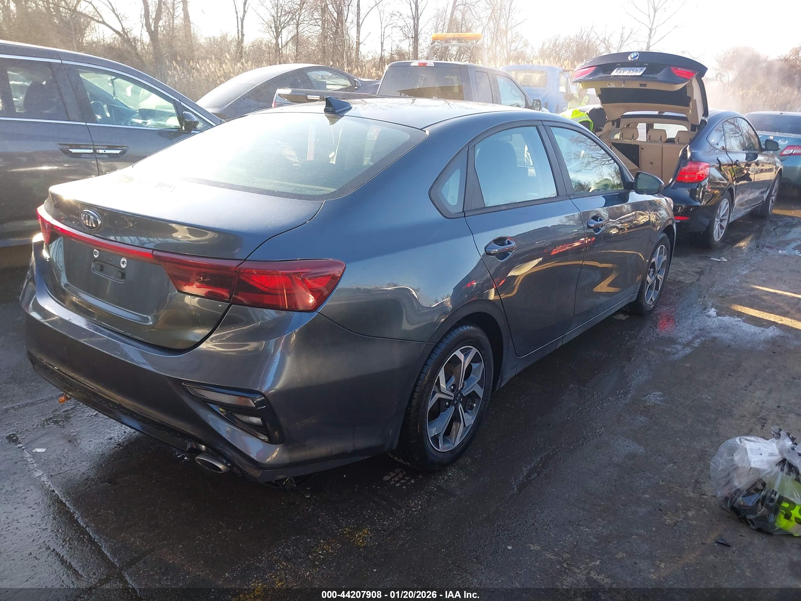 KIA FORTE image 4