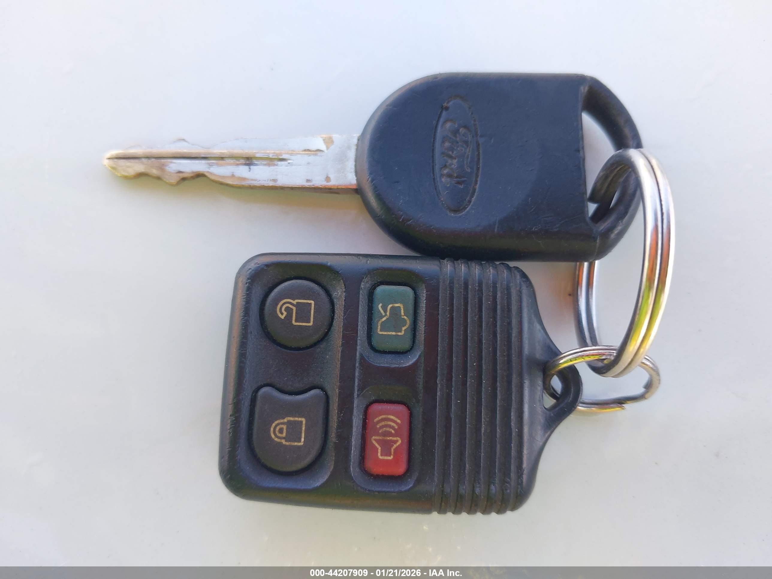 FORD FOCUS image 11