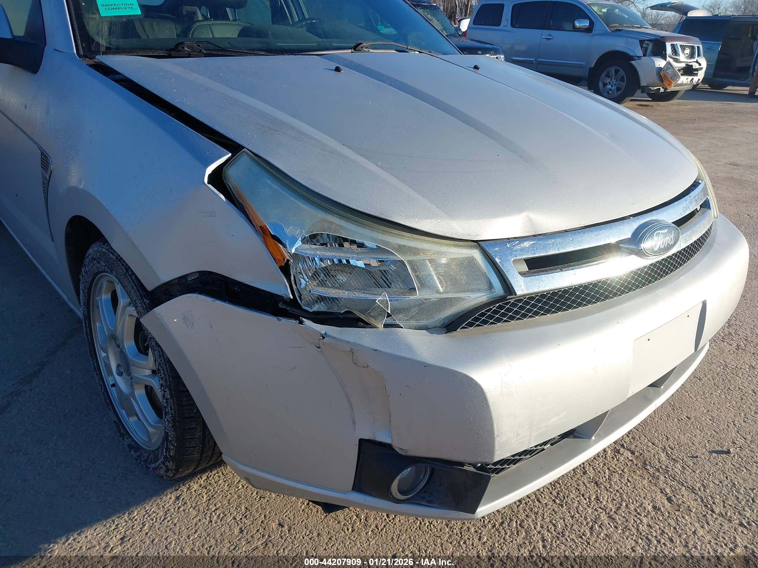 FORD FOCUS image 6