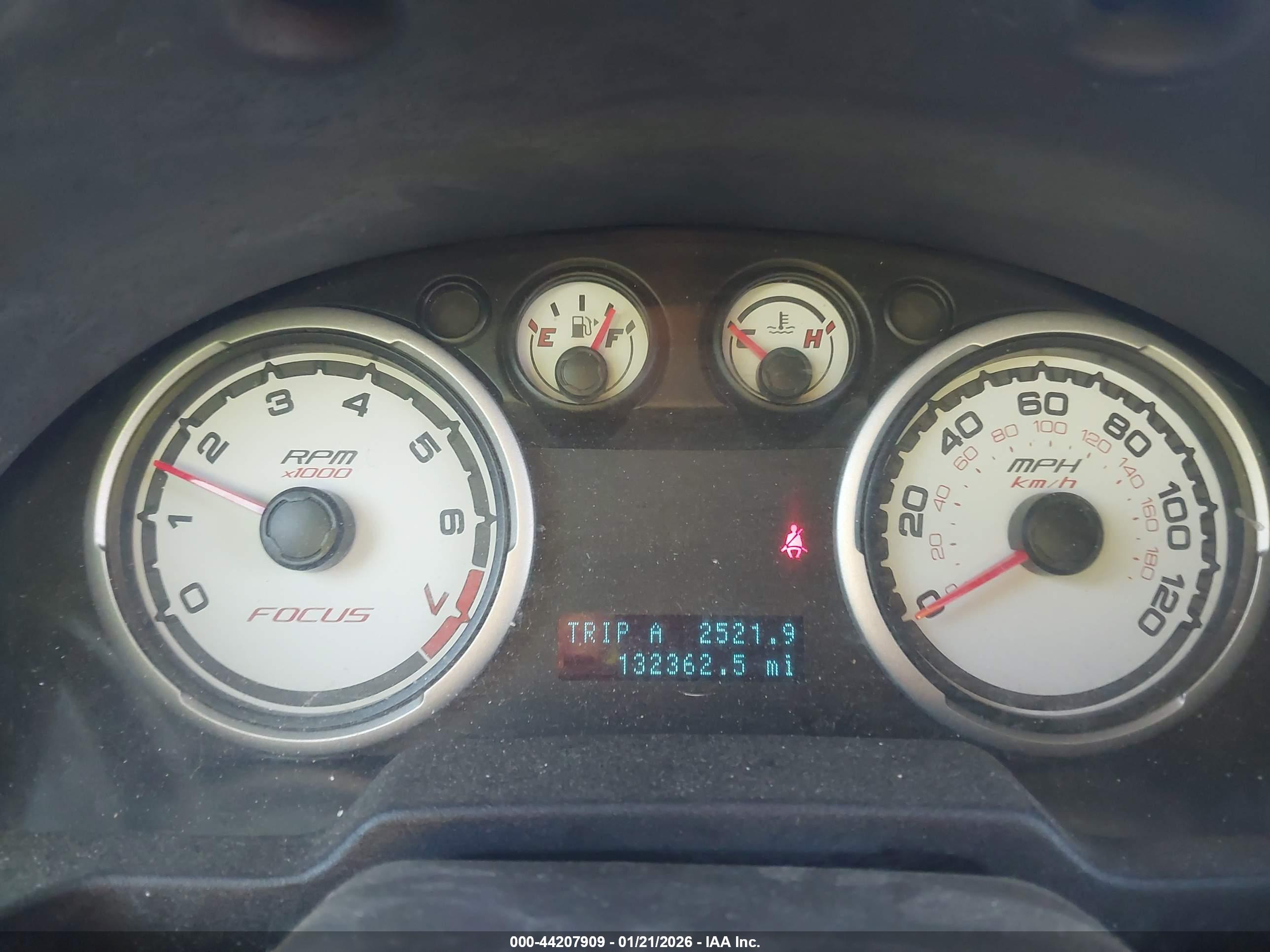 FORD FOCUS image 7