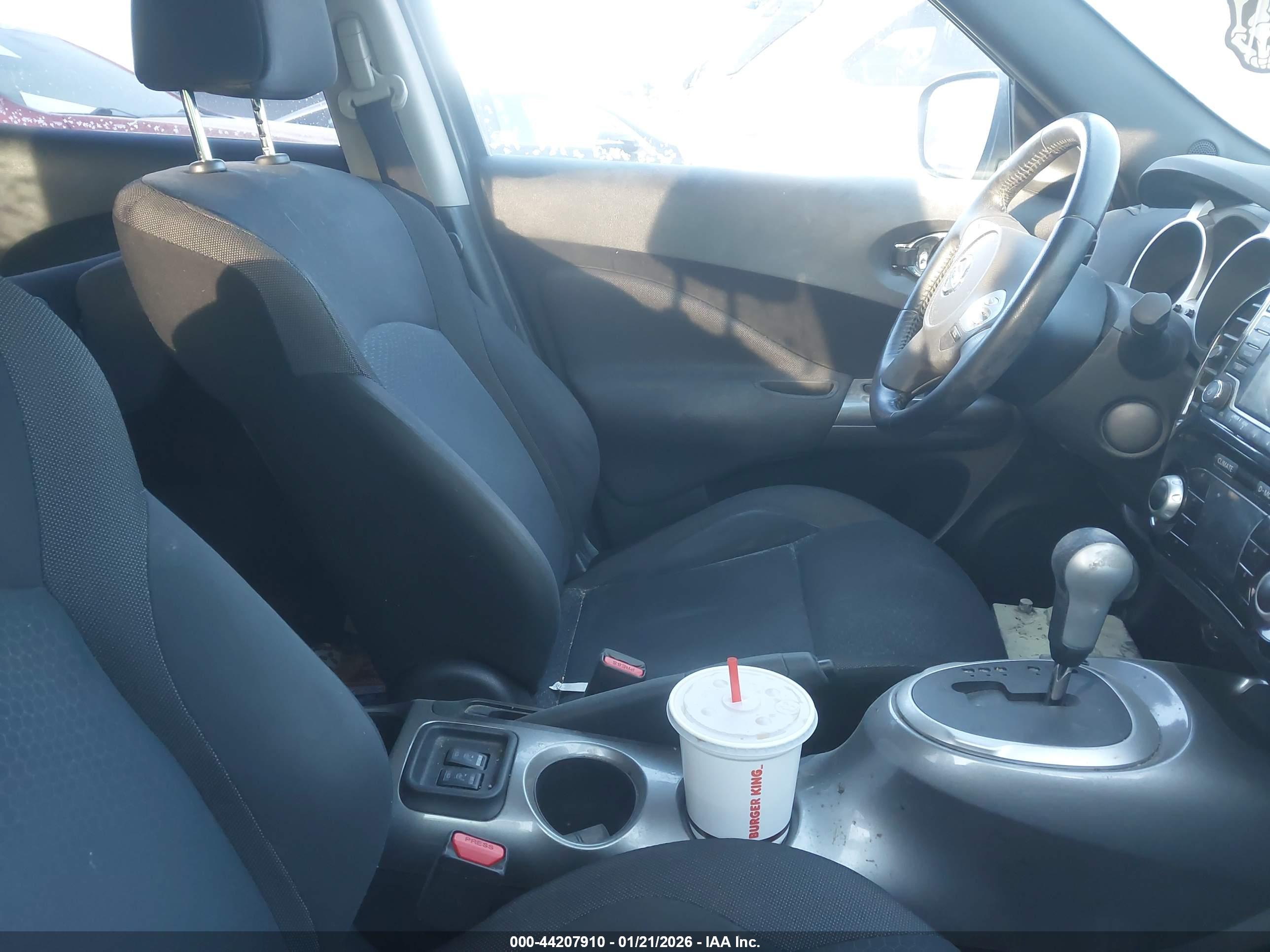 NISSAN JUKE image 5