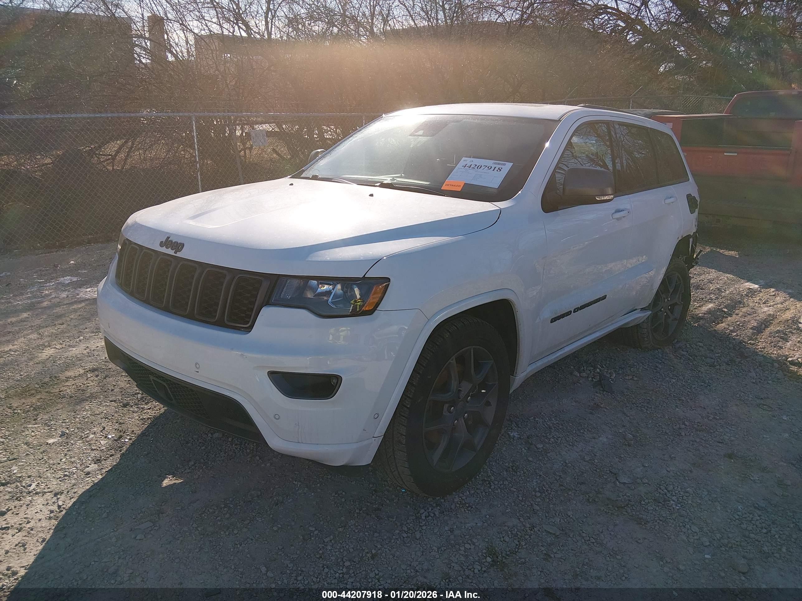 JEEP GRAND image 2