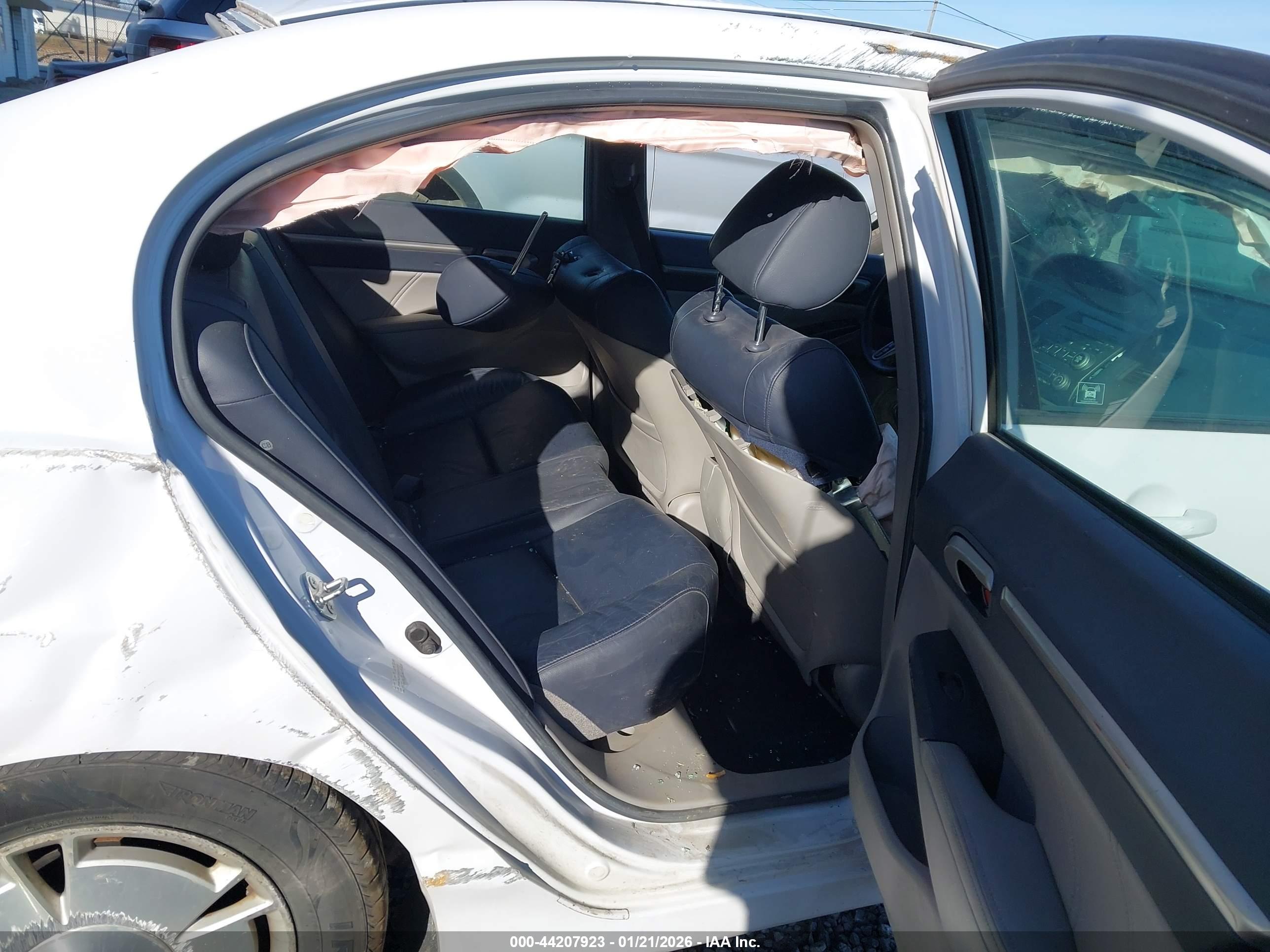 HONDA CIVIC image 8