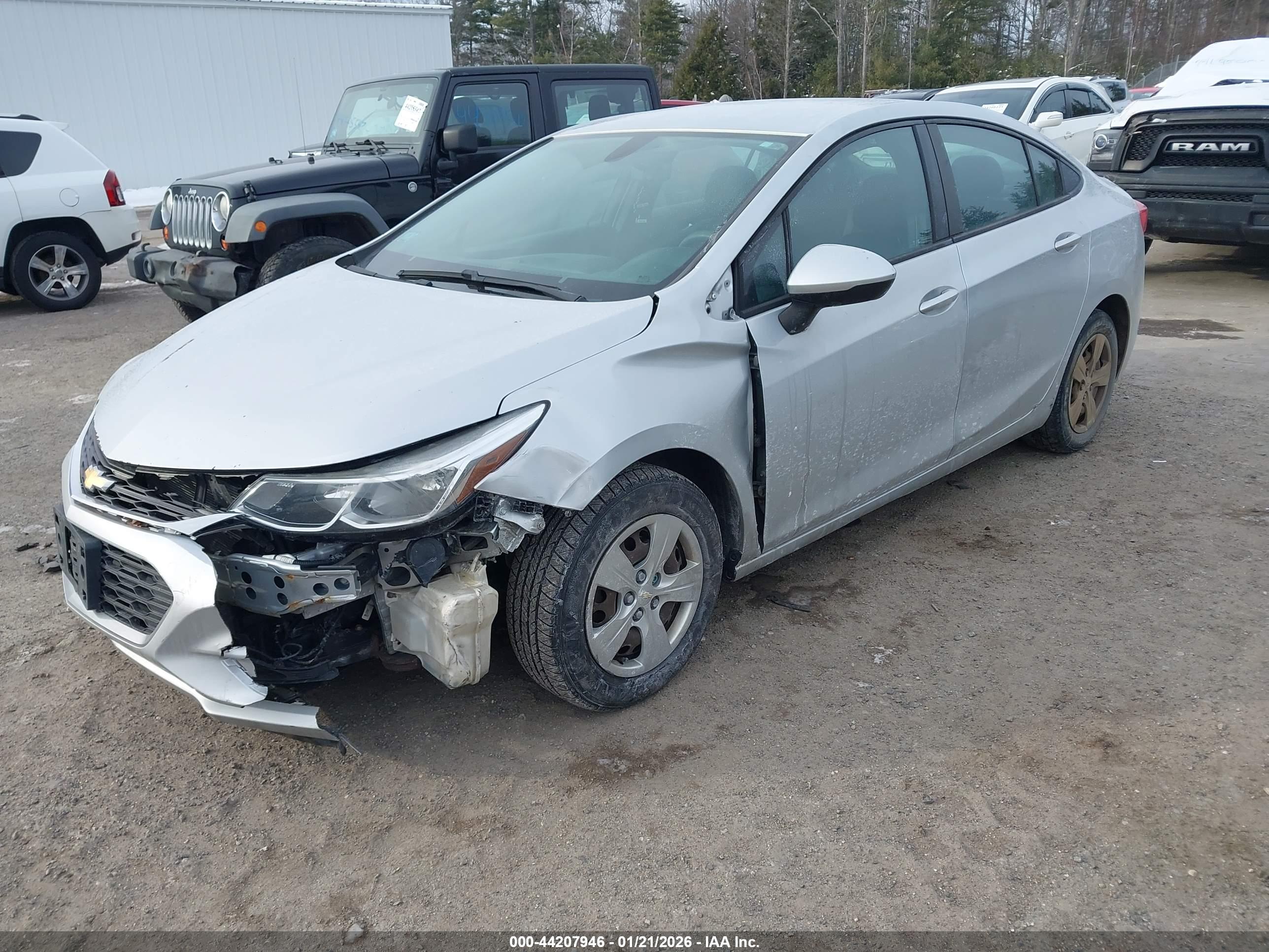 CHEVROLET CRUZE image 2