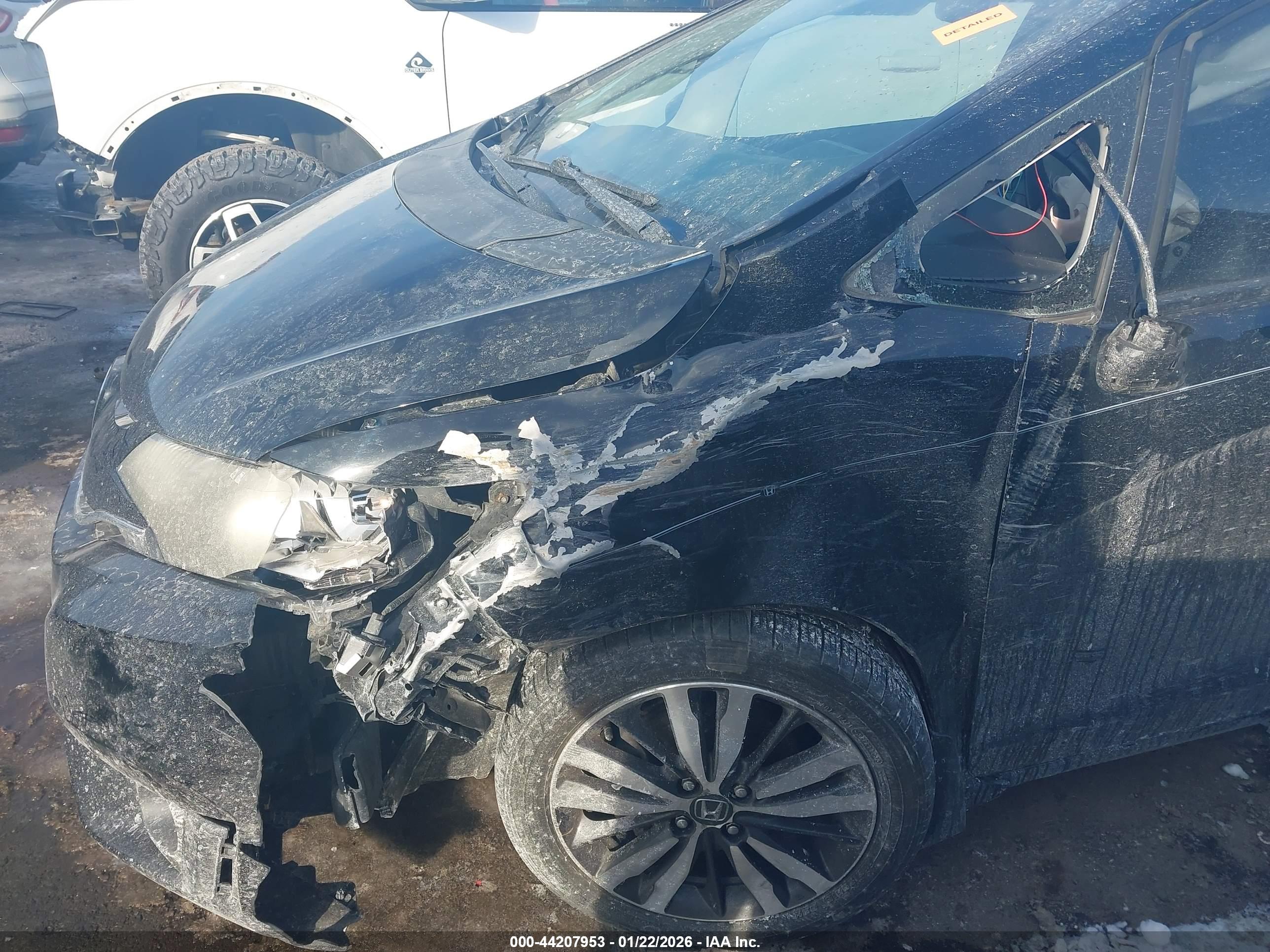 HONDA FIT image 6