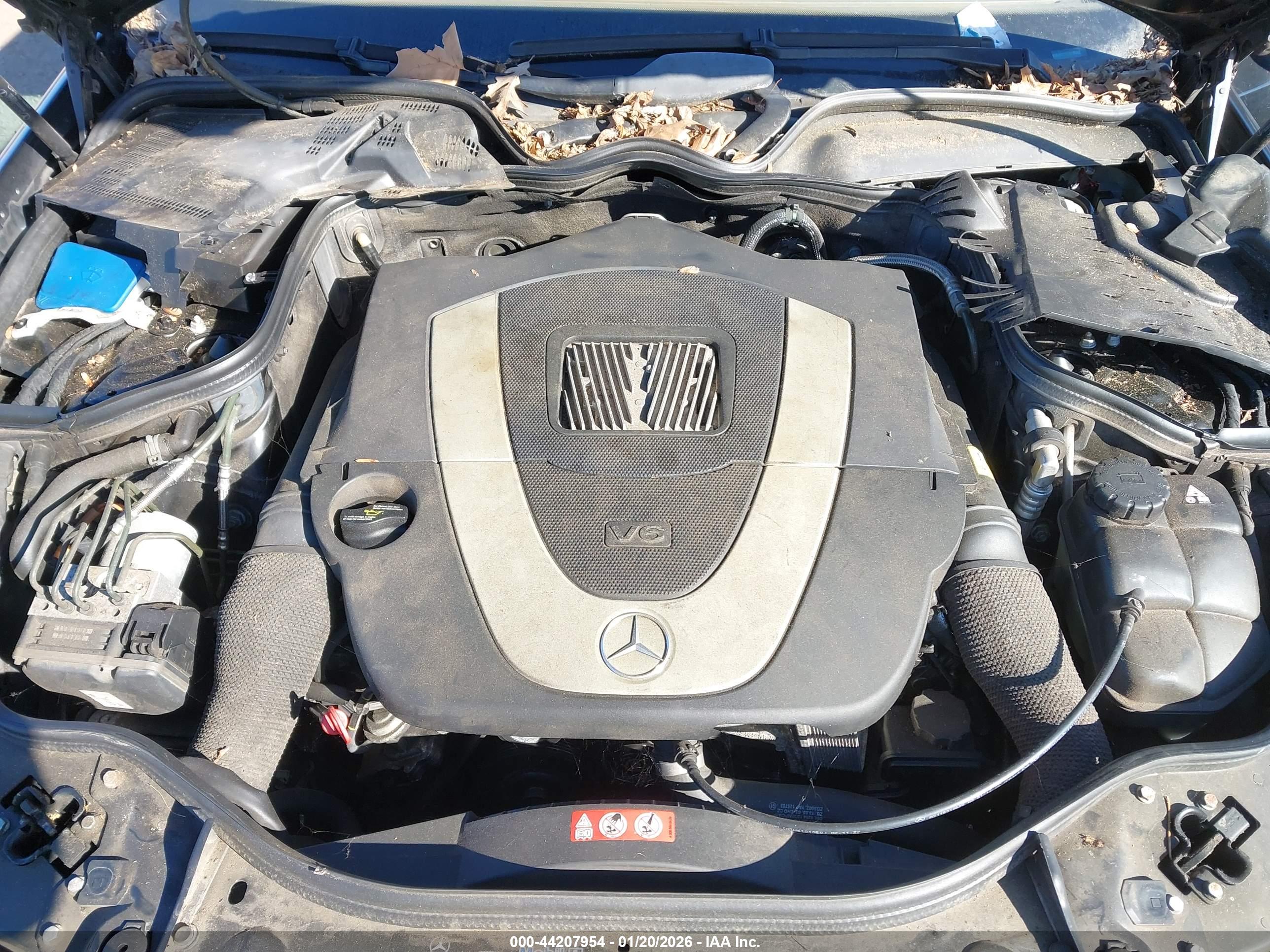 MERCEDES-BENZ E image 10