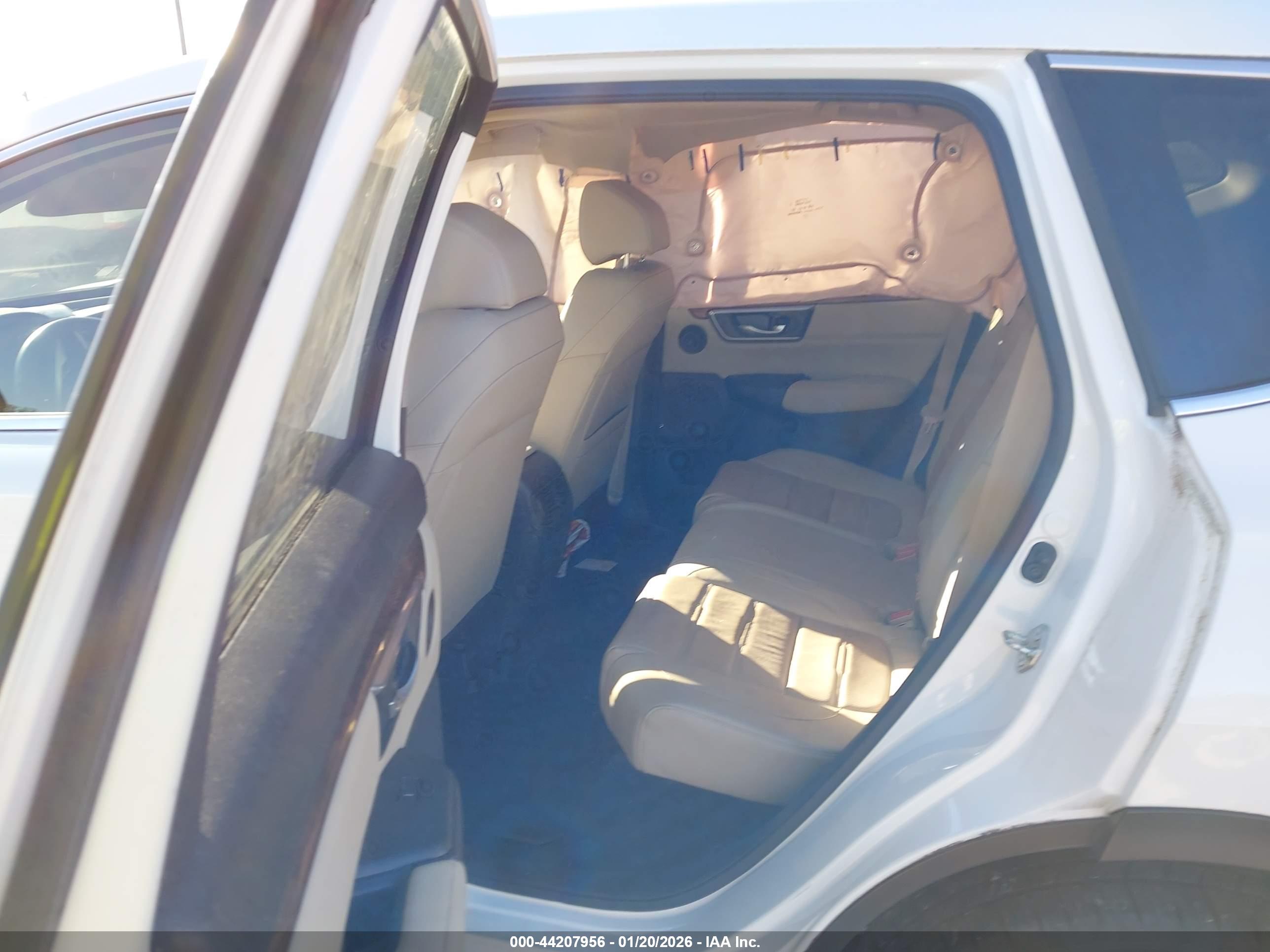 HONDA CR-V image 8