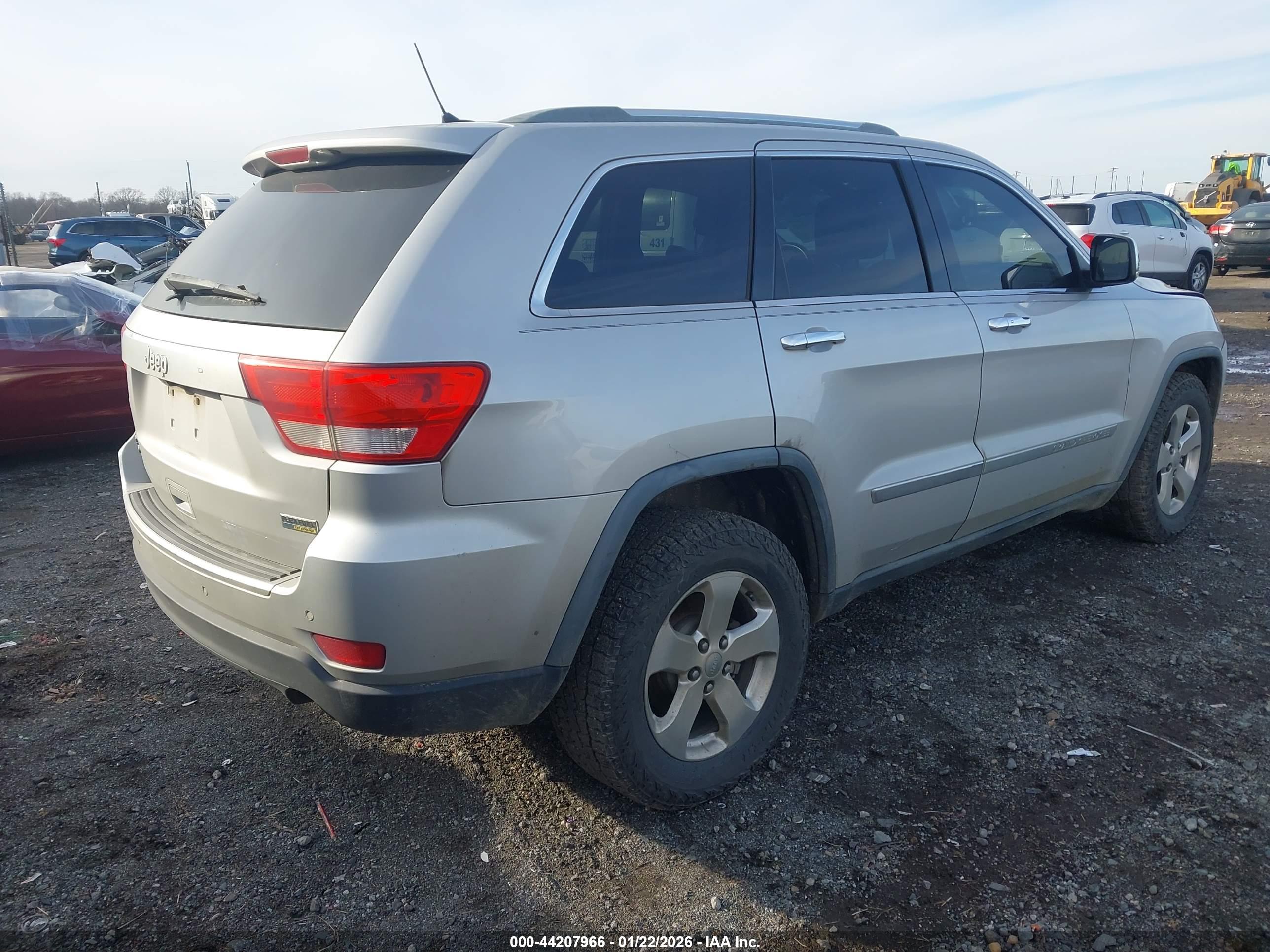 JEEP GRAND image 4