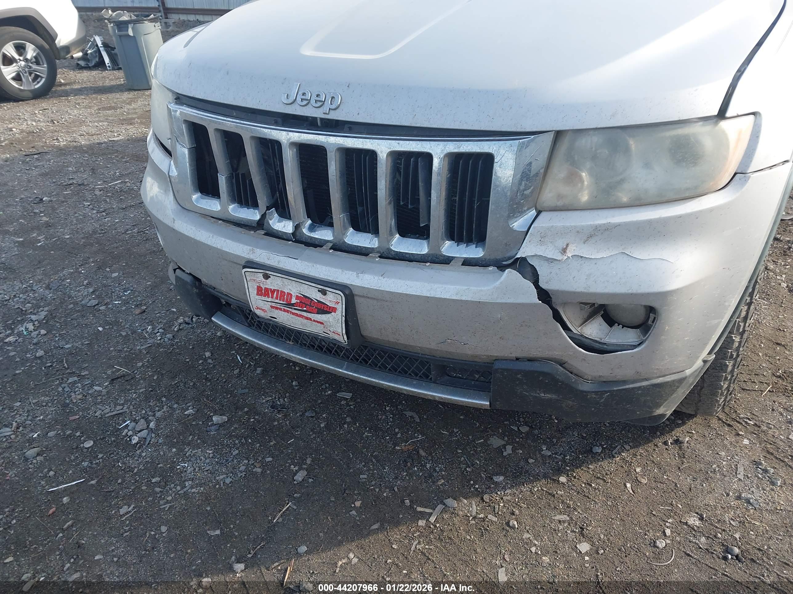 JEEP GRAND image 6