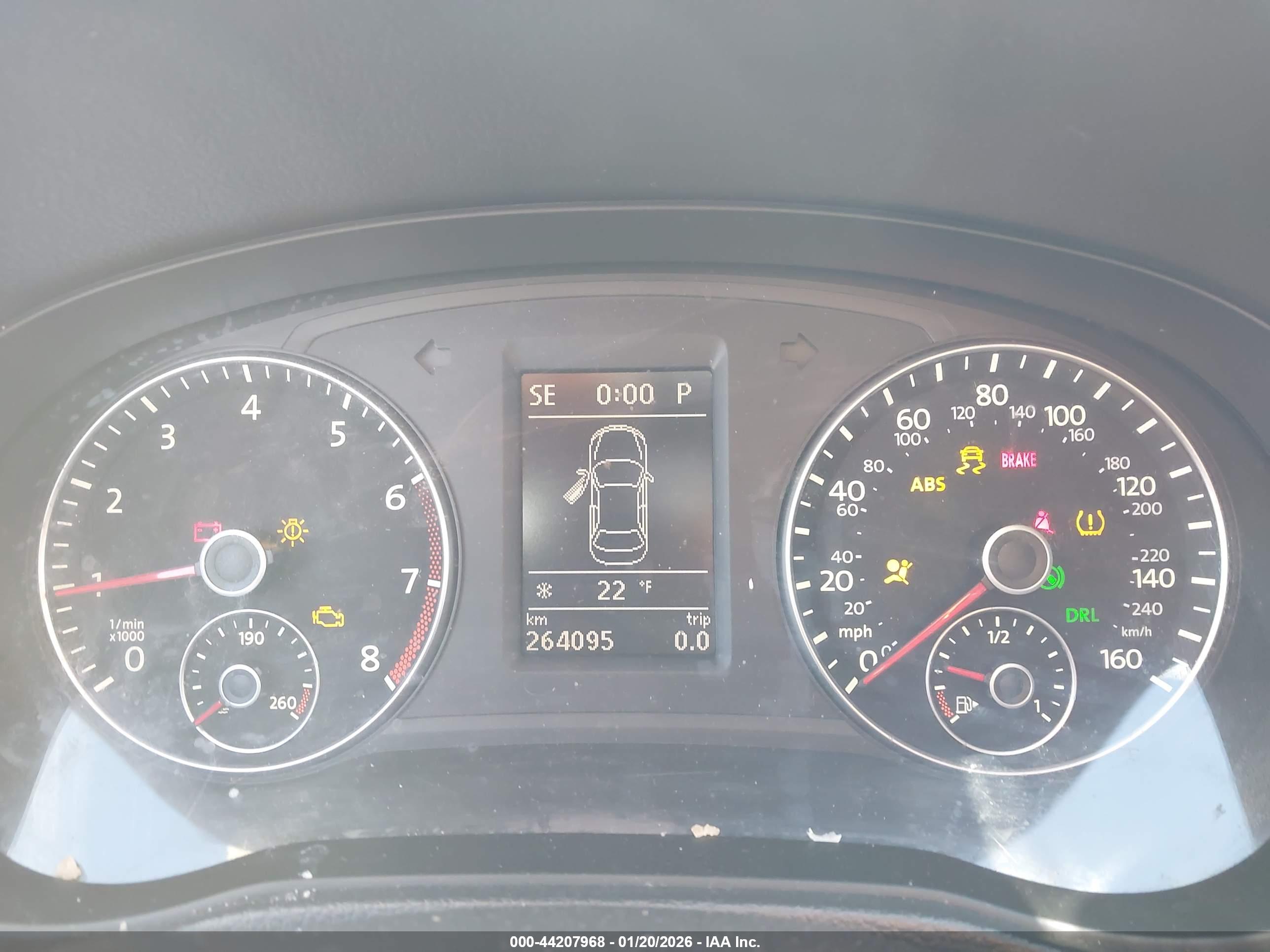 VOLKSWAGEN PASSAT image 7
