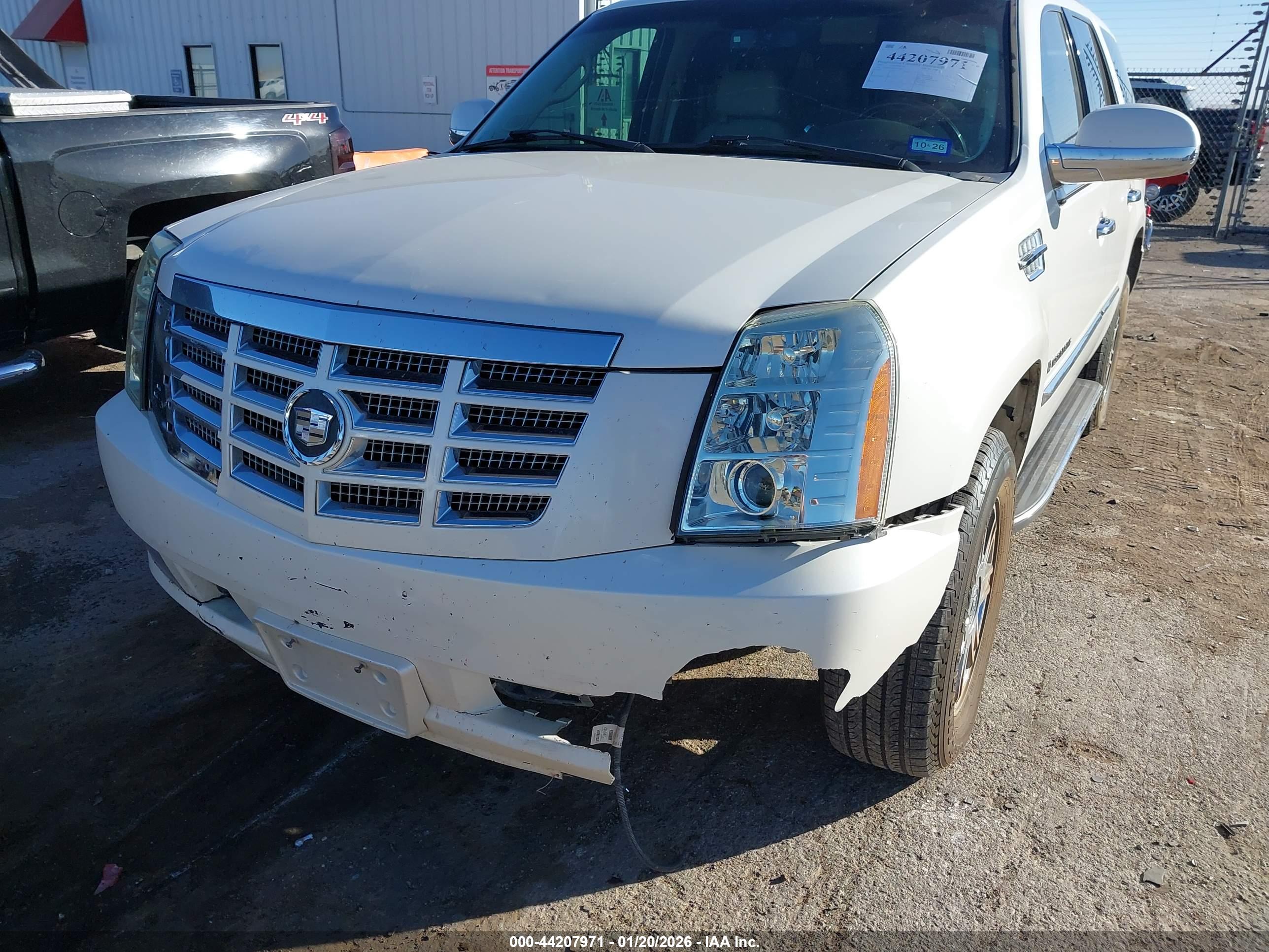 CADILLAC ESCALADE image 6