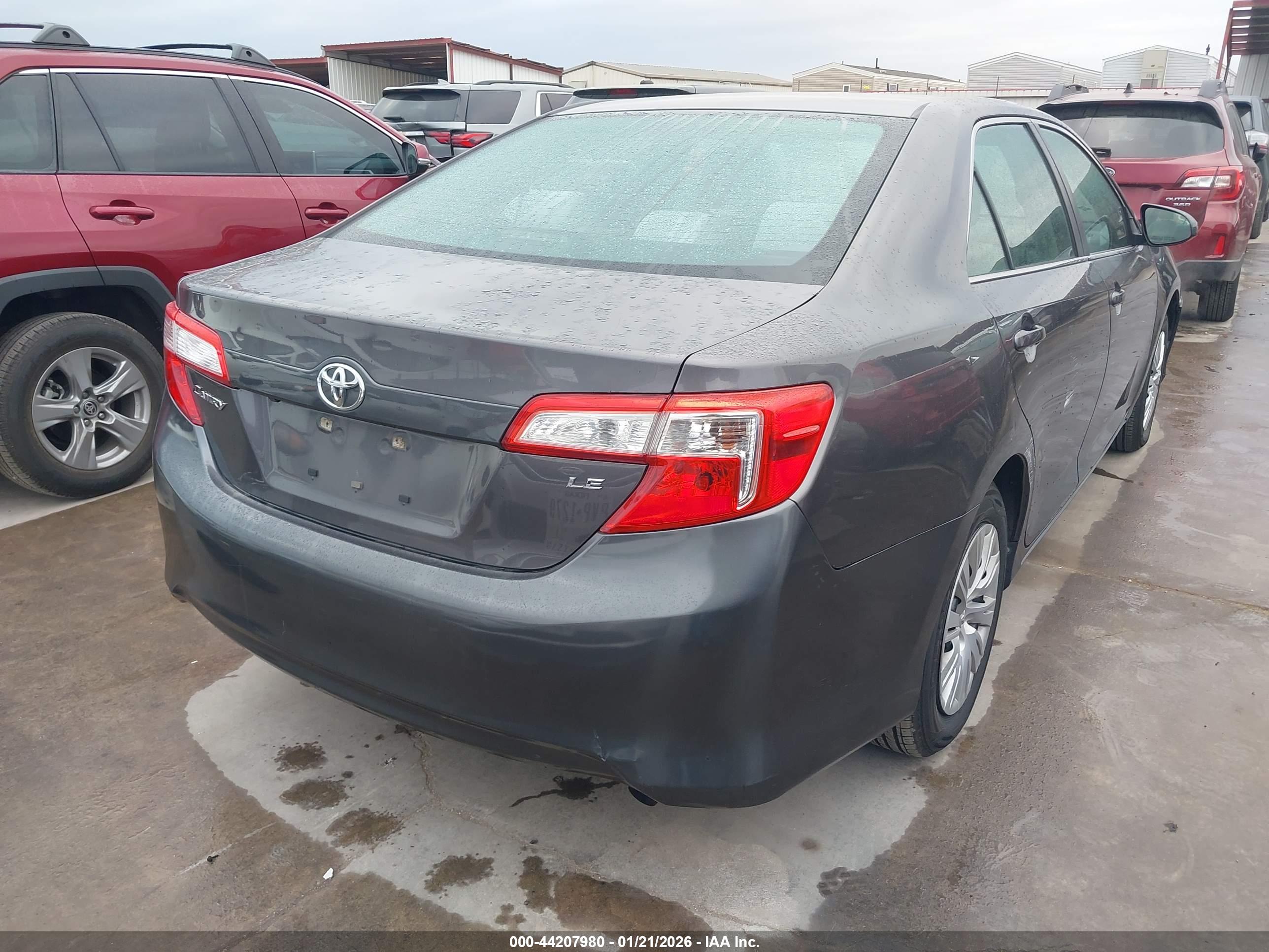 TOYOTA CAMRY image 4