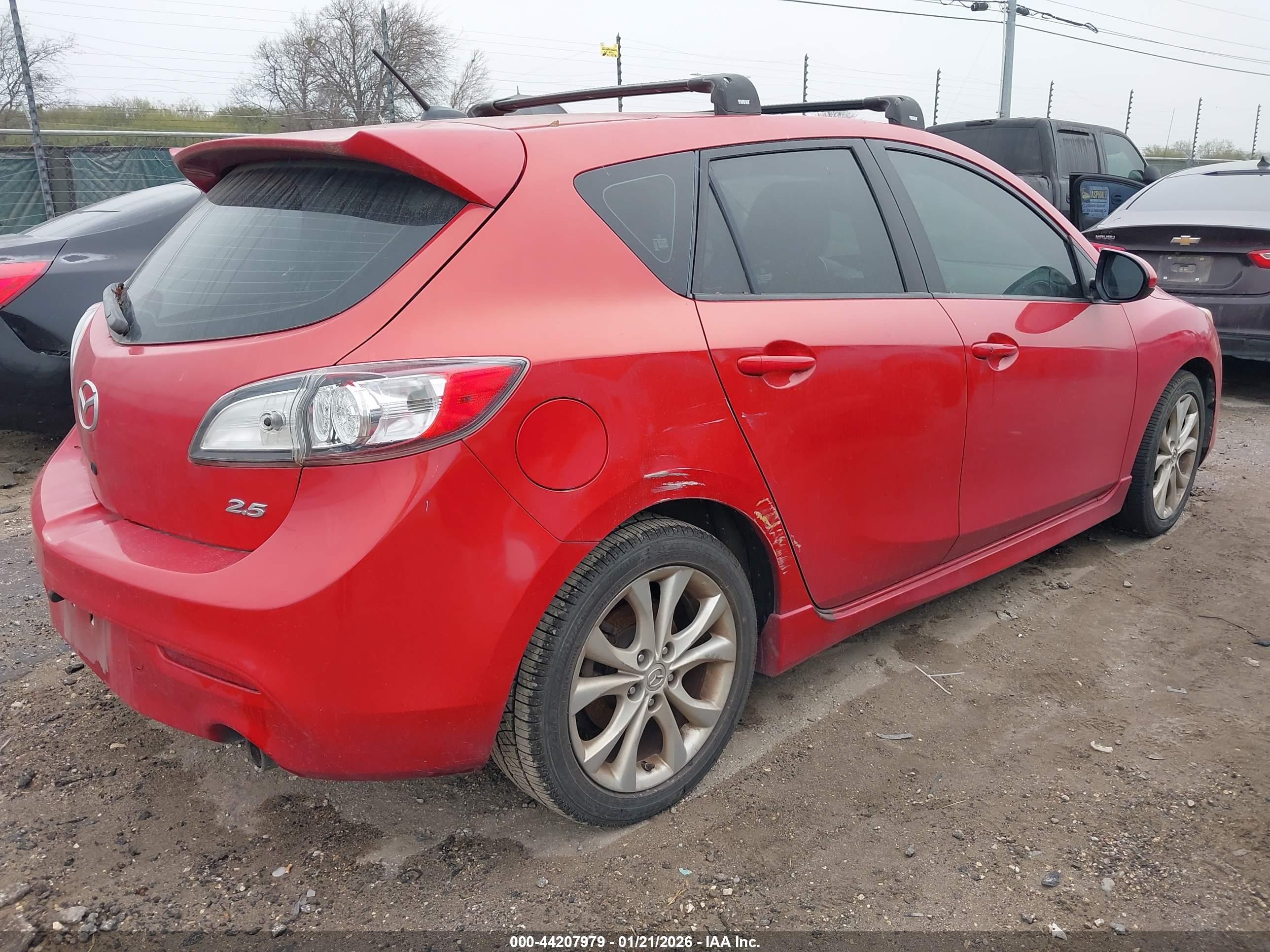 MAZDA MAZDA3 image 4