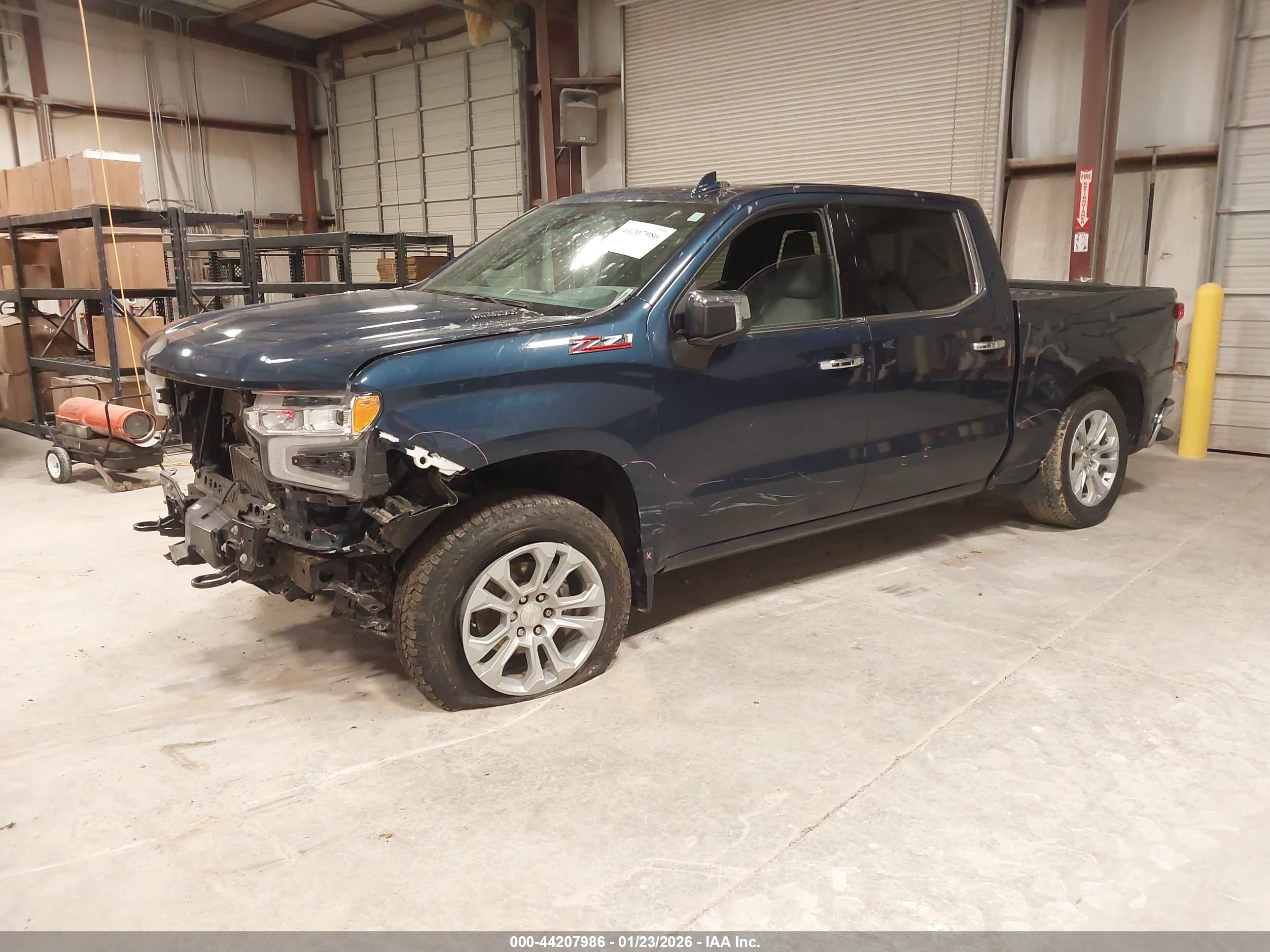 CHEVROLET SILVERADO image 2