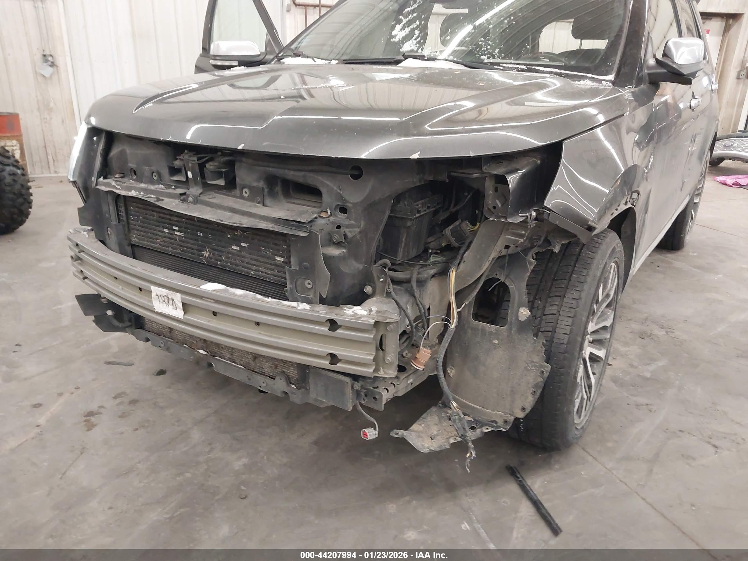 FORD EXPLORER image 6