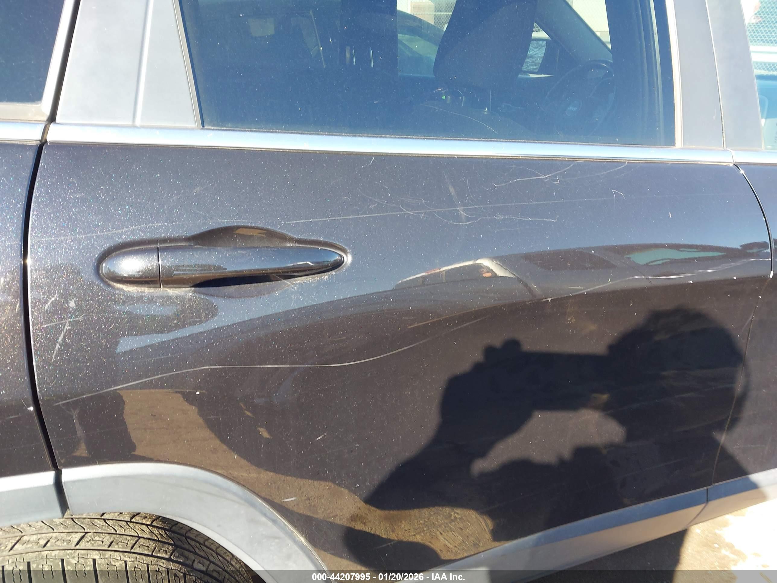 JEEP CHEROKEE image 6