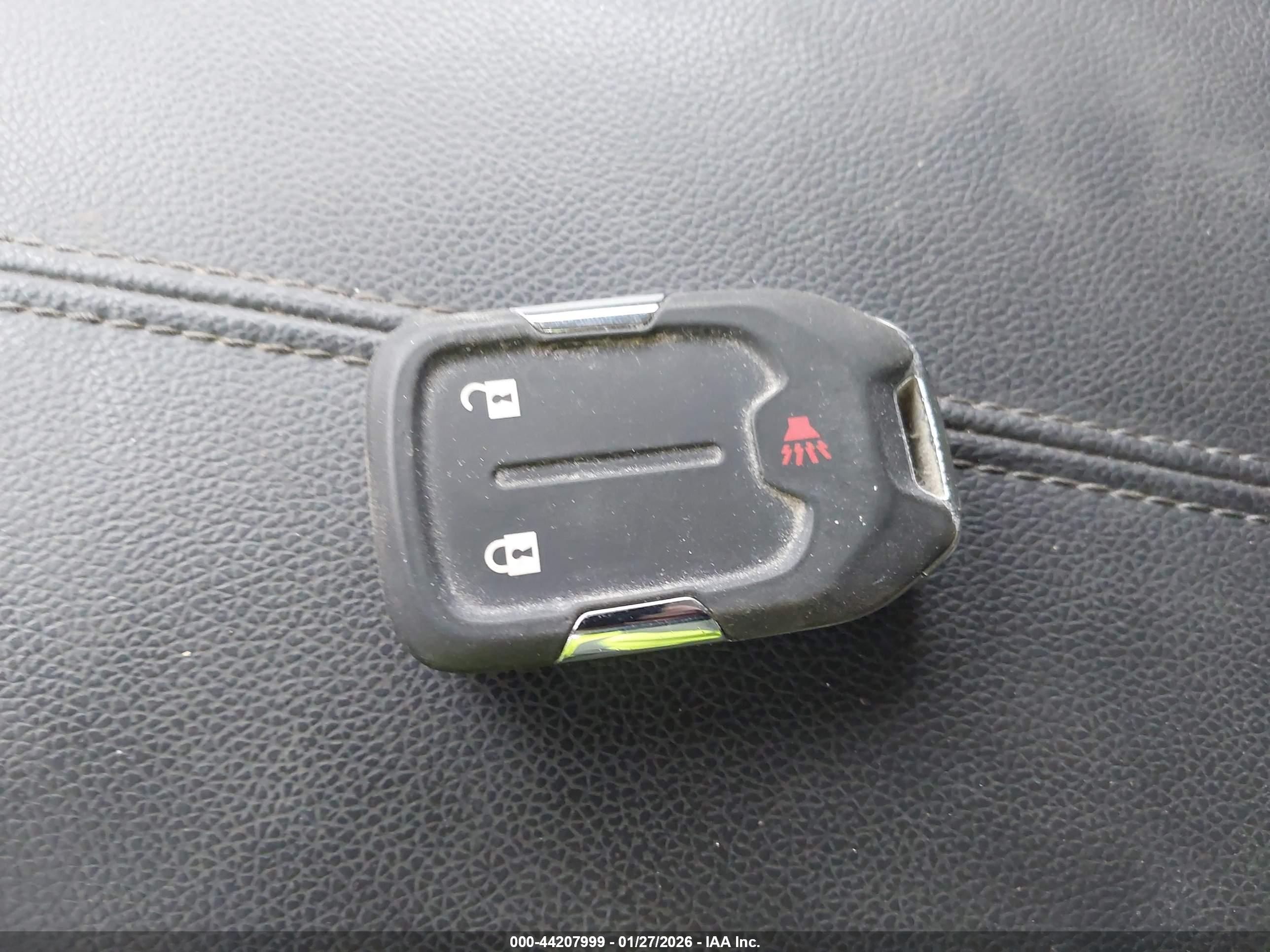 GMC TERRAIN image 11