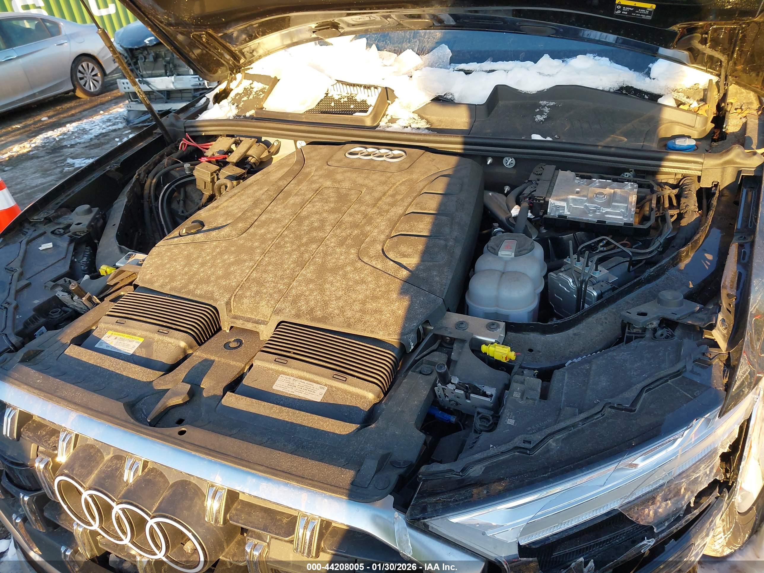 AUDI Q7 image 10
