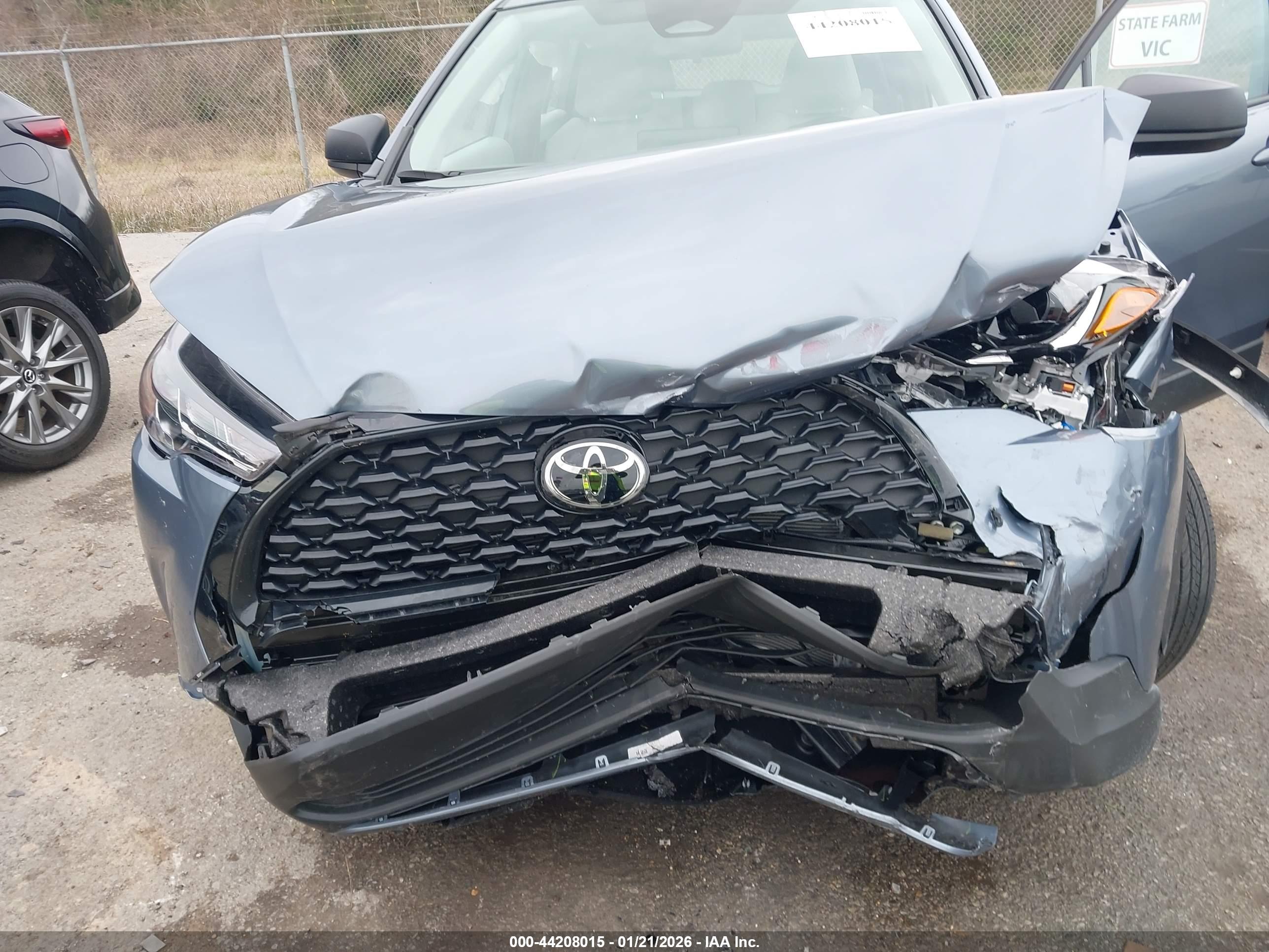 TOYOTA COROLLA image 10