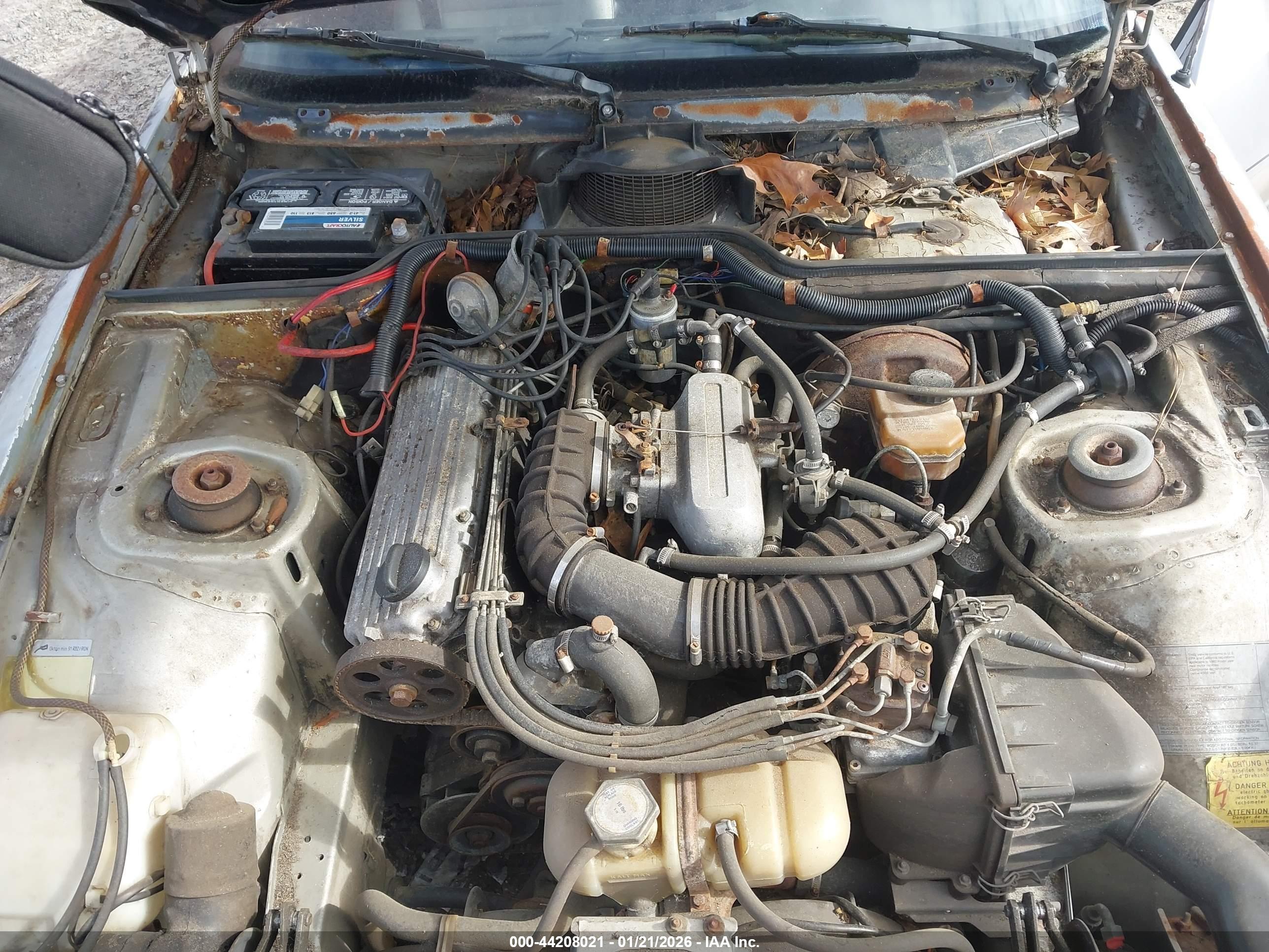 PORSCHE 924 image 10