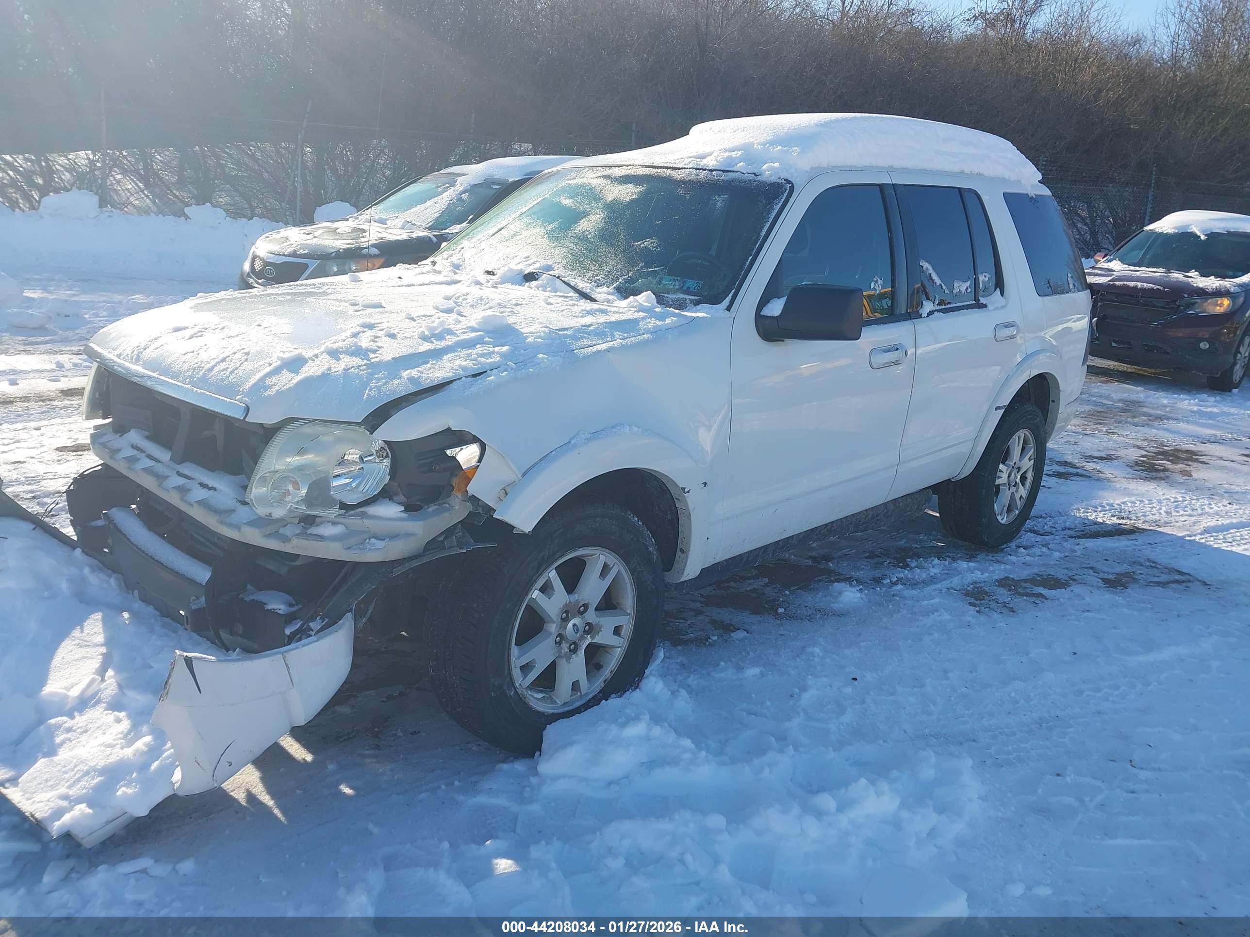 FORD EXPLORER image 2