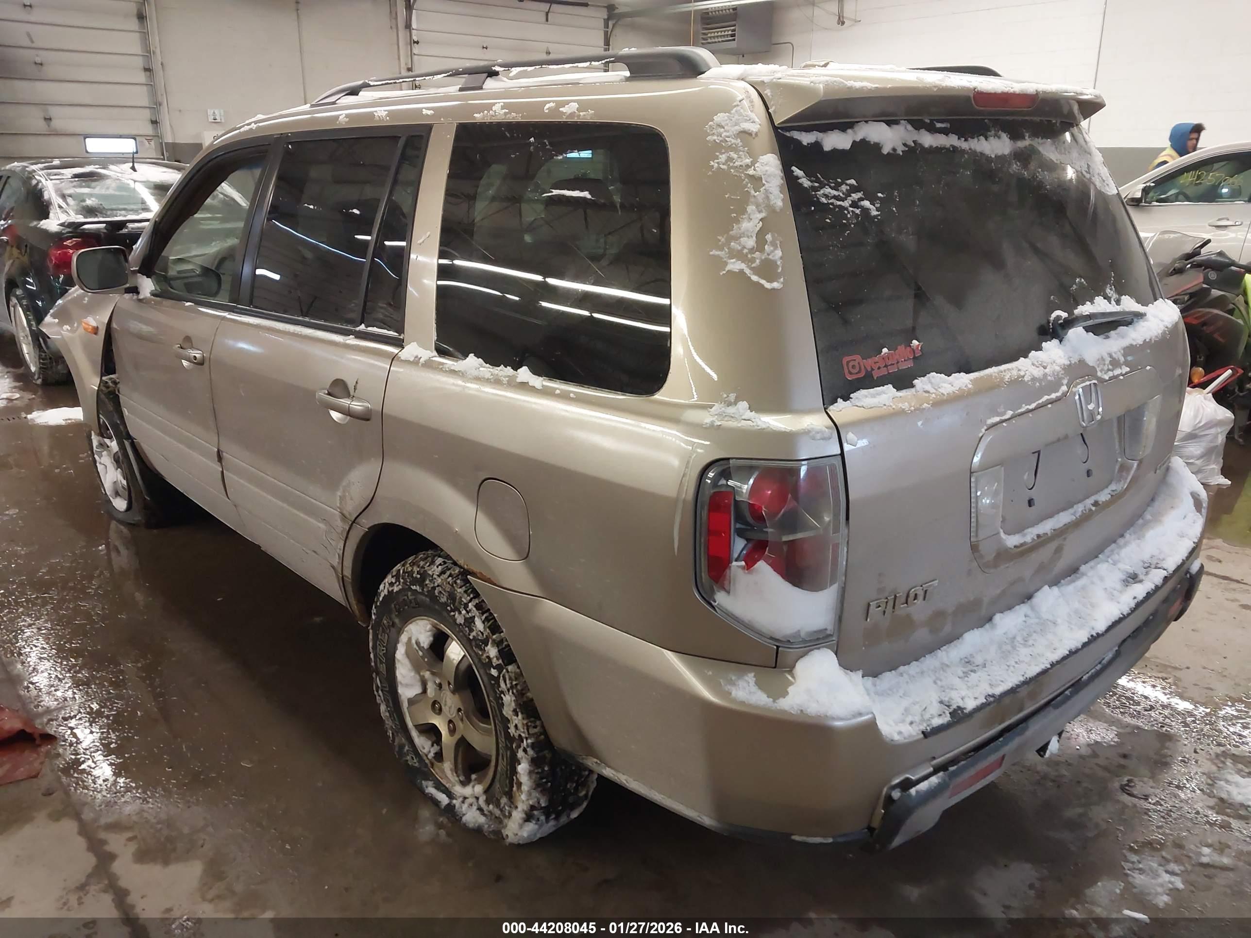 HONDA PILOT image 3