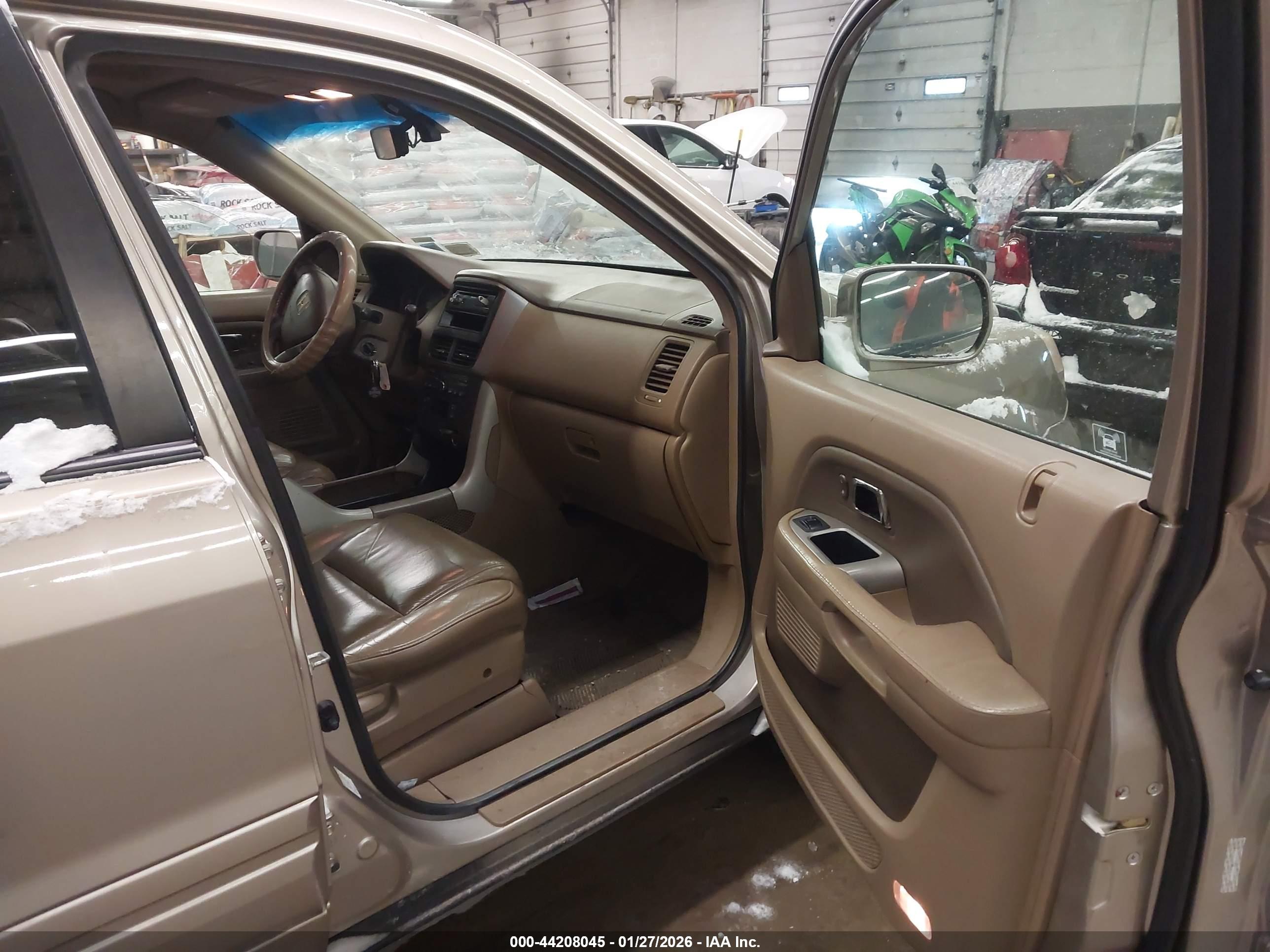 HONDA PILOT image 5