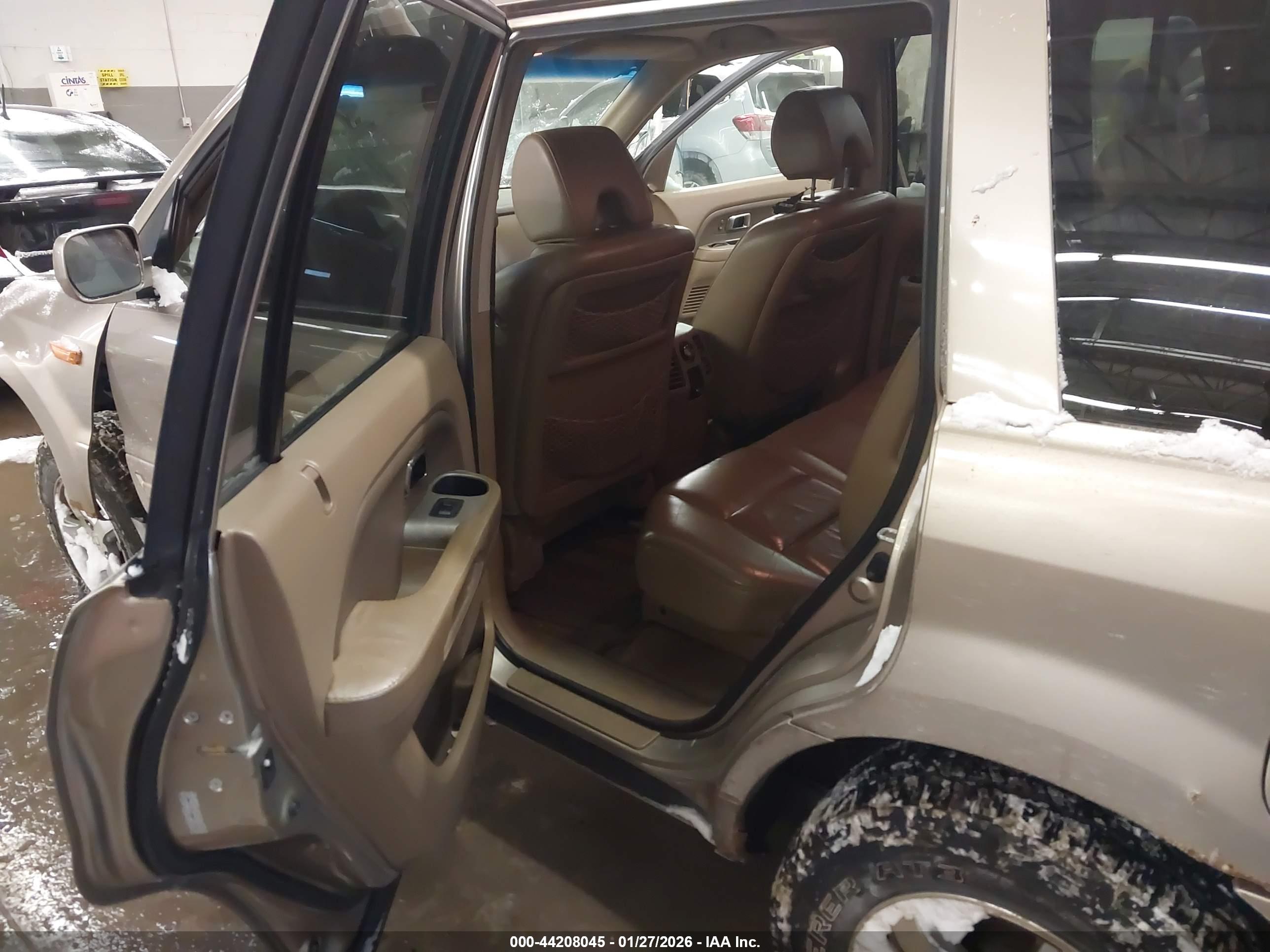 HONDA PILOT image 8