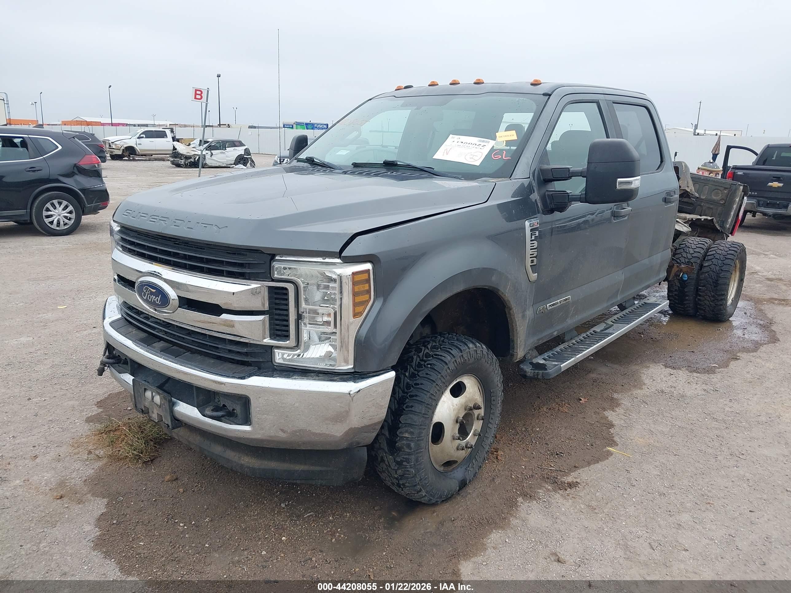 FORD F-350 image 2