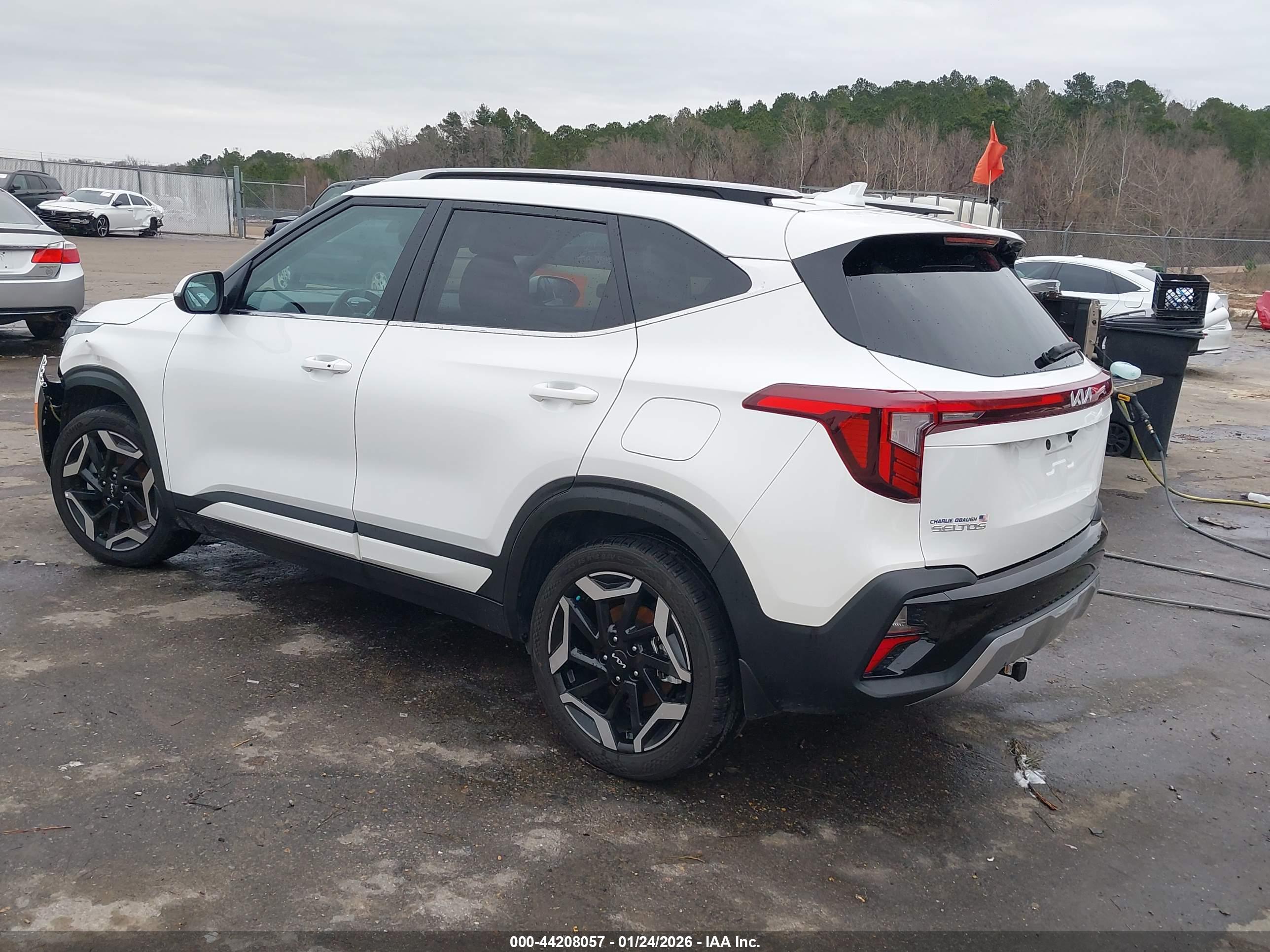 KIA SELTOS image 3