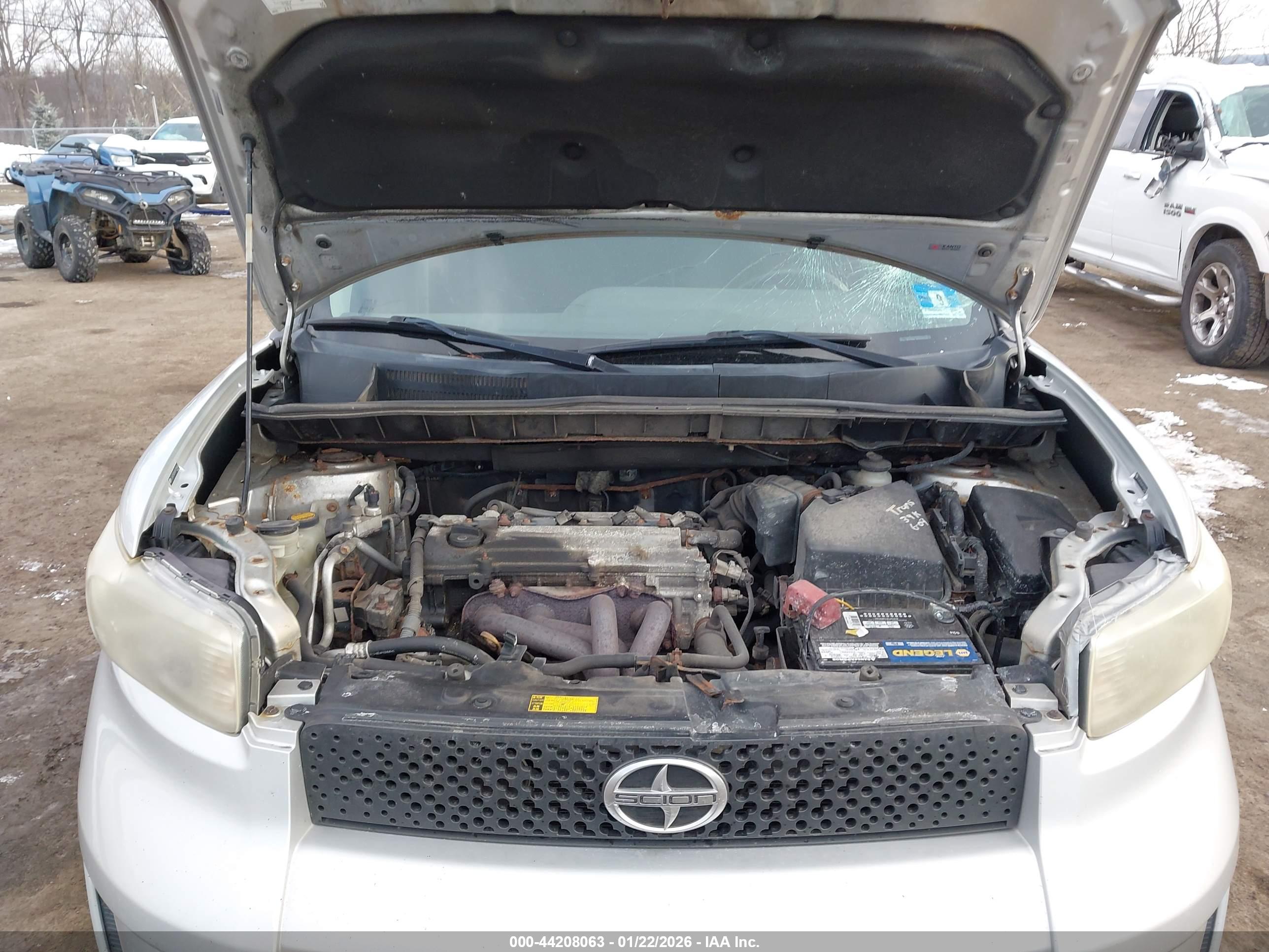 SCION XB image 10