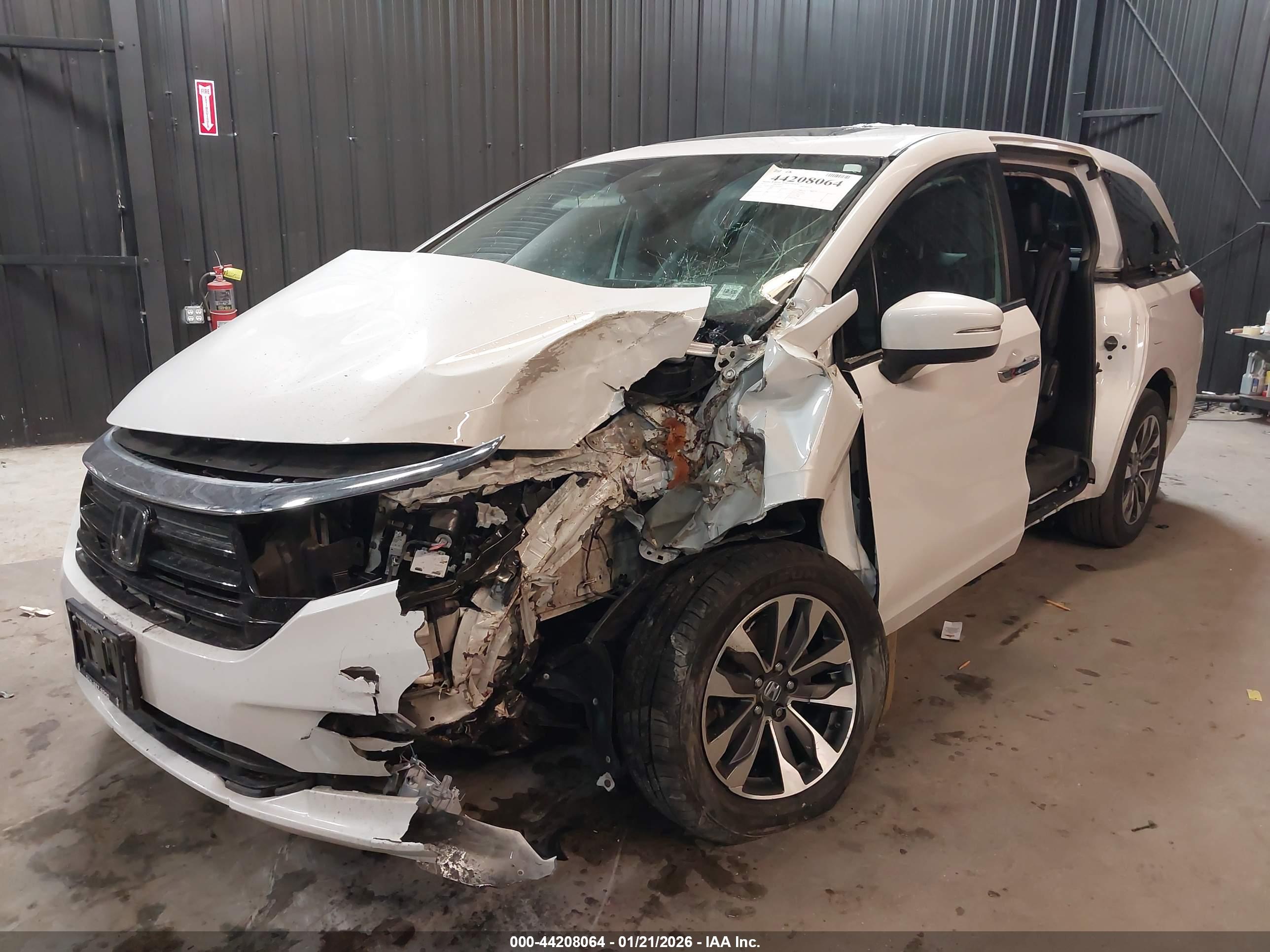 HONDA ODYSSEY image 2