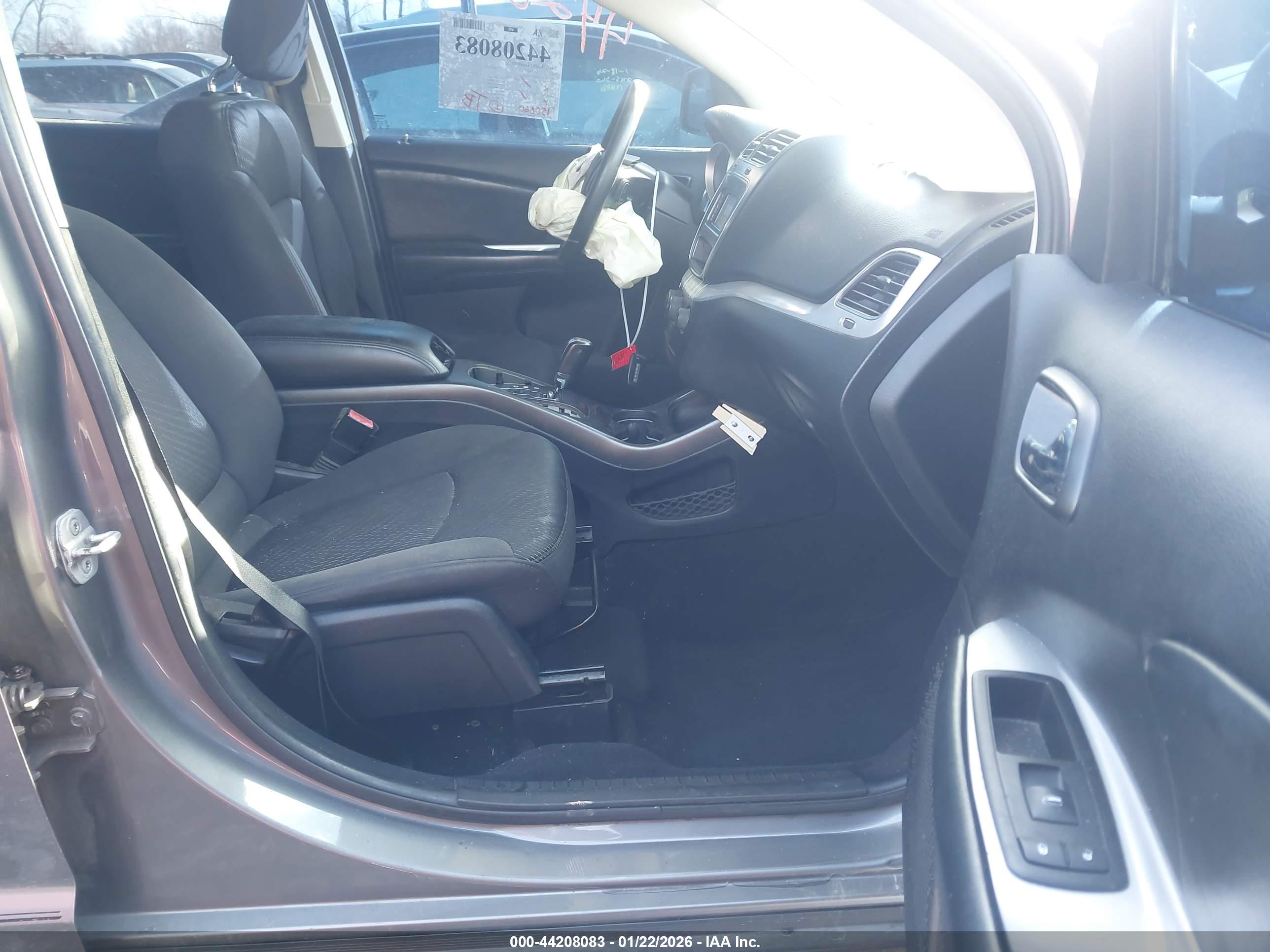DODGE JOURNEY image 5
