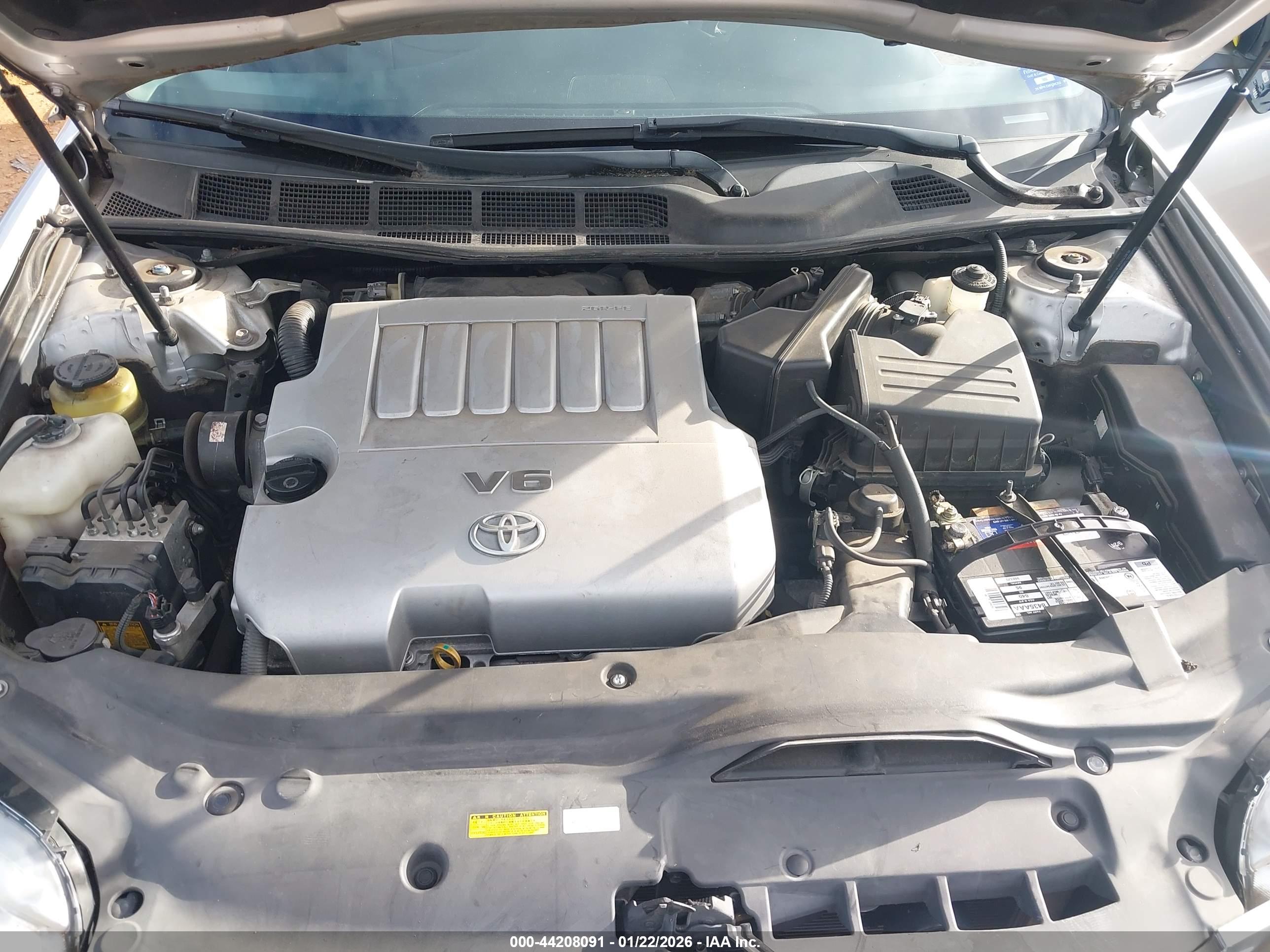 TOYOTA AVALON image 10