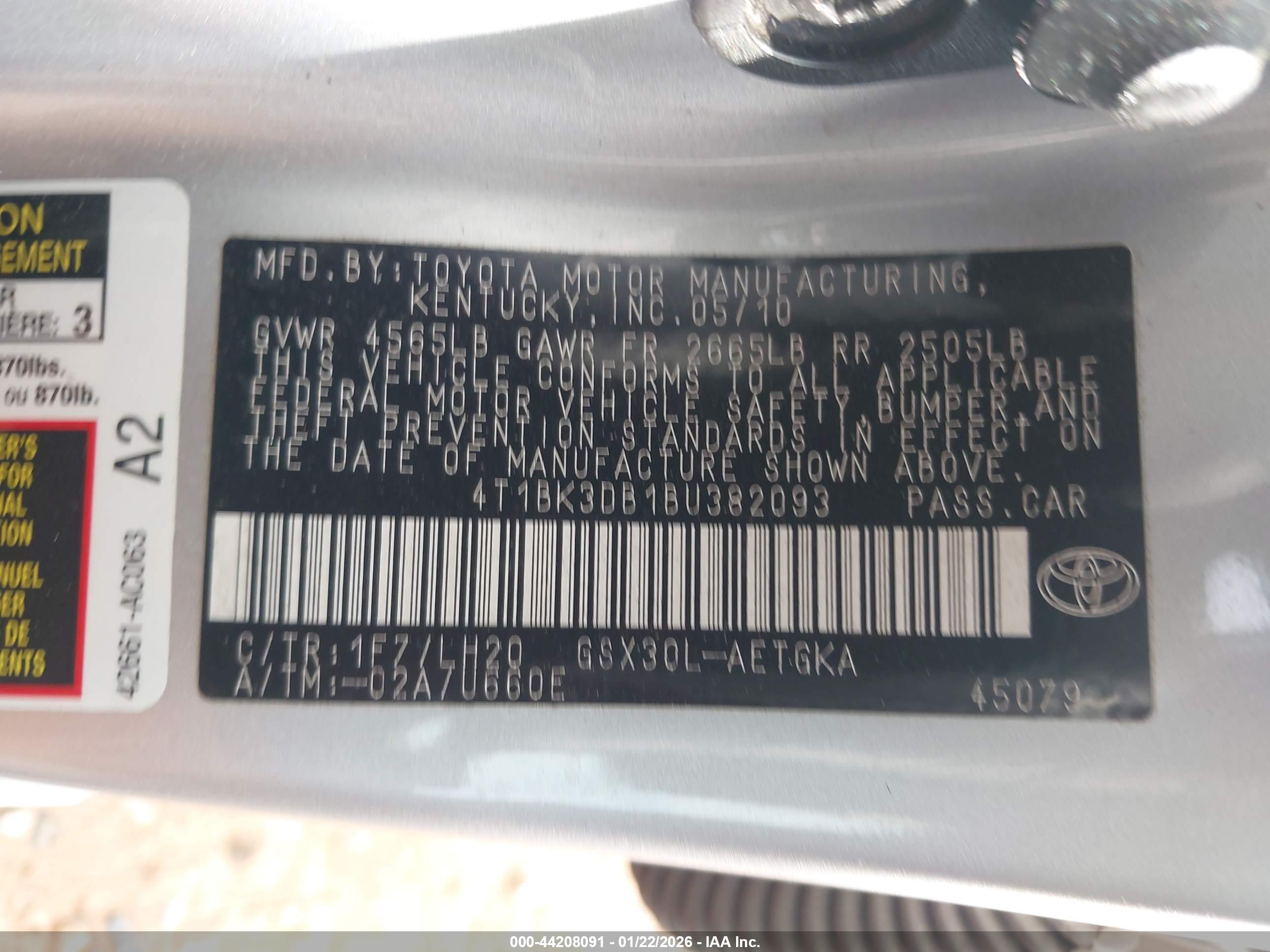 TOYOTA AVALON image 9