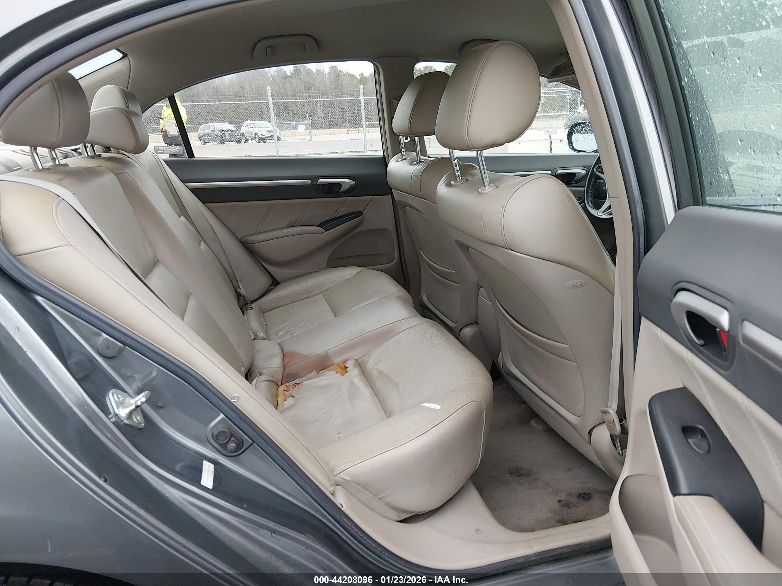 HONDA CIVIC image 8