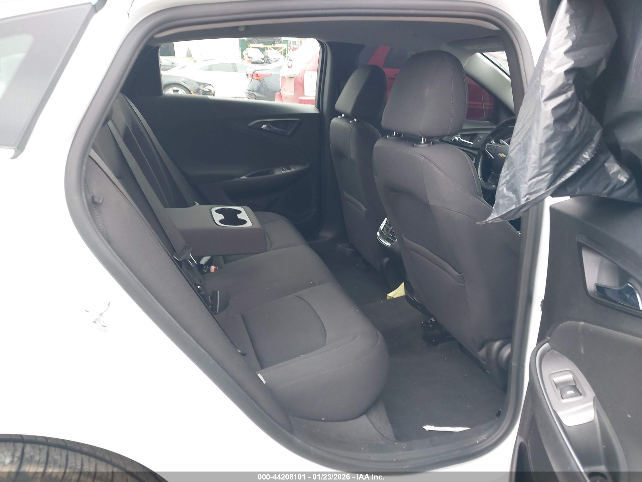 CHEVROLET MALIBU image 8