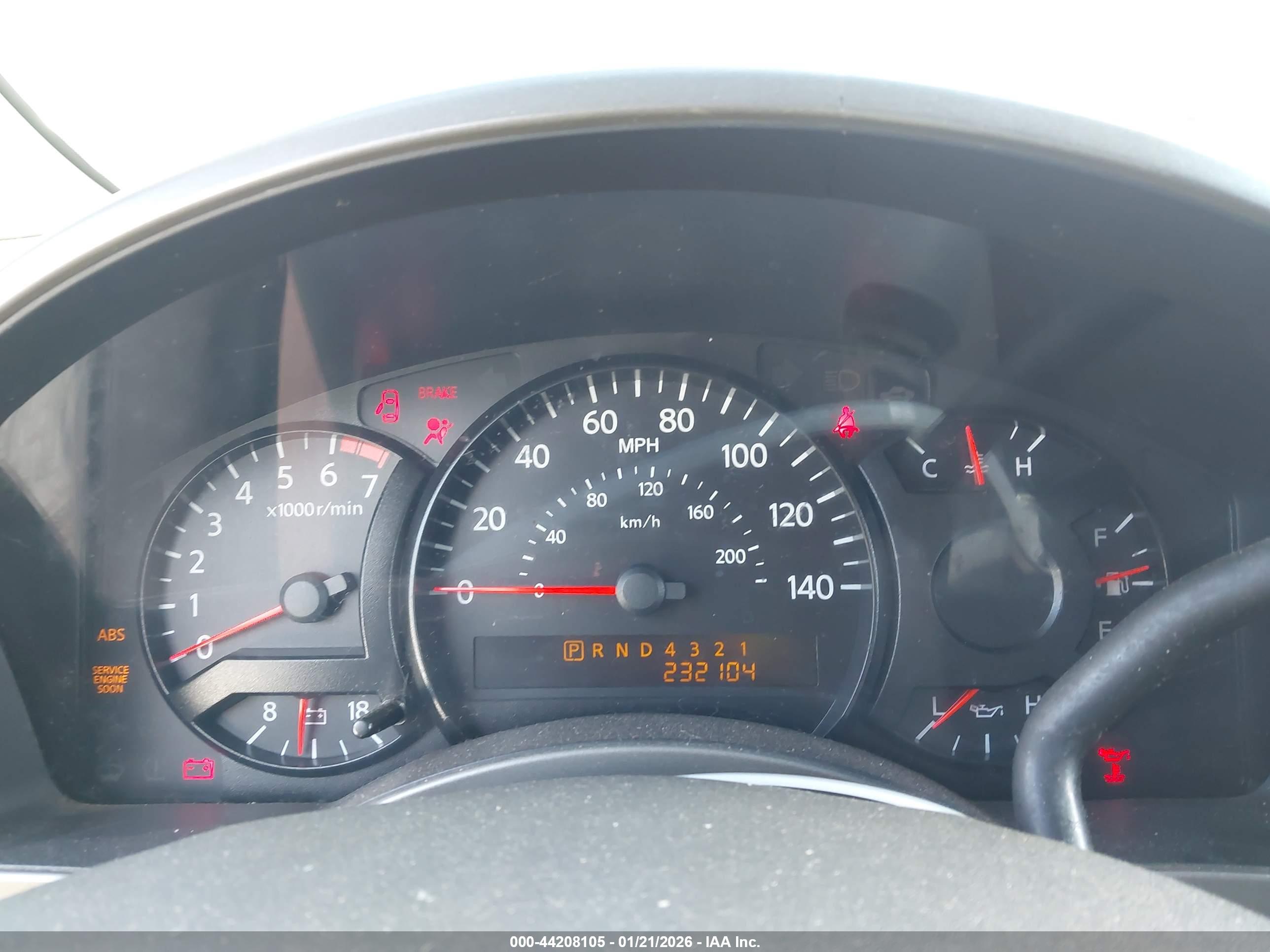 NISSAN TITAN image 7