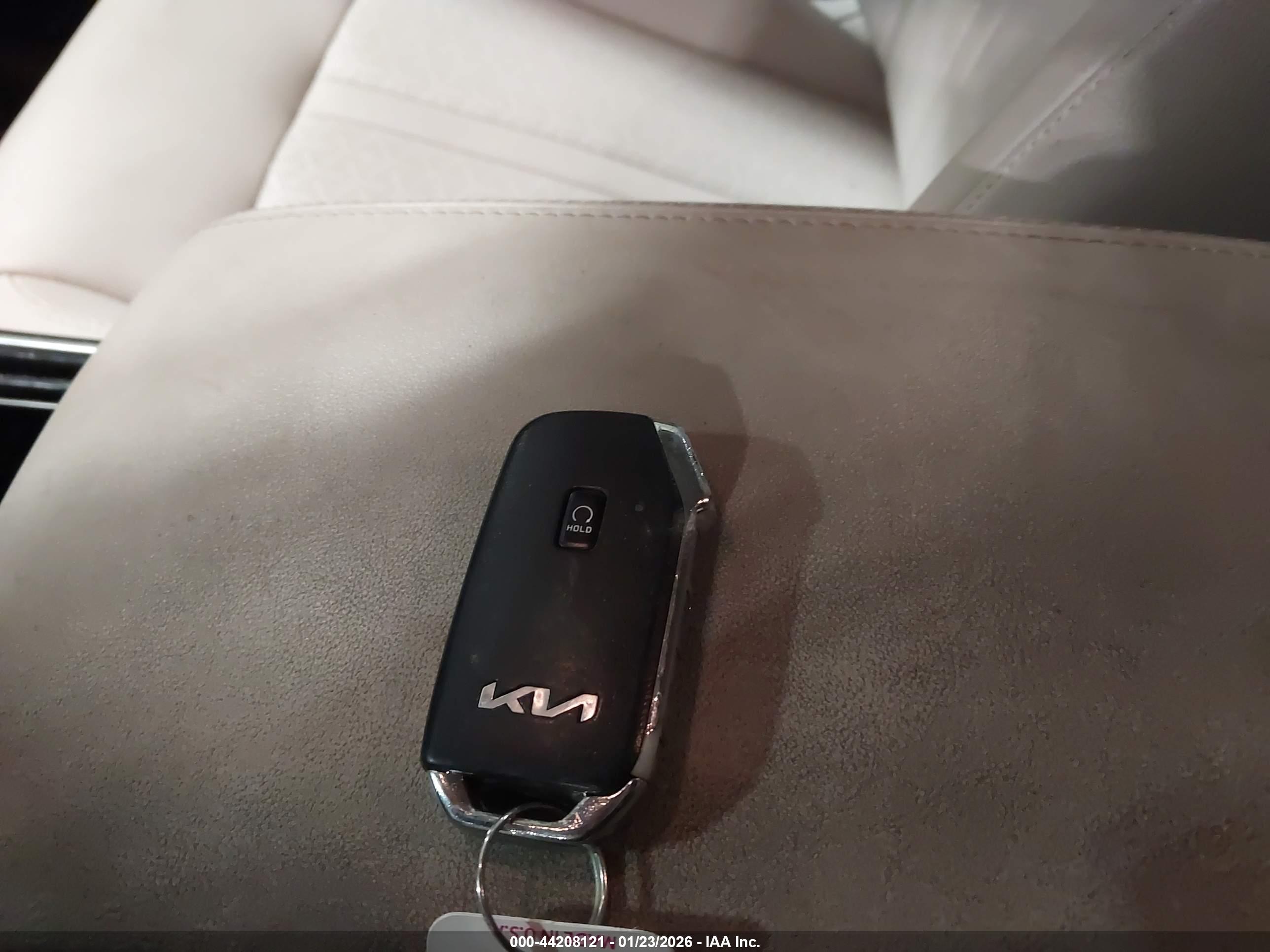 KIA SORENTO image 11