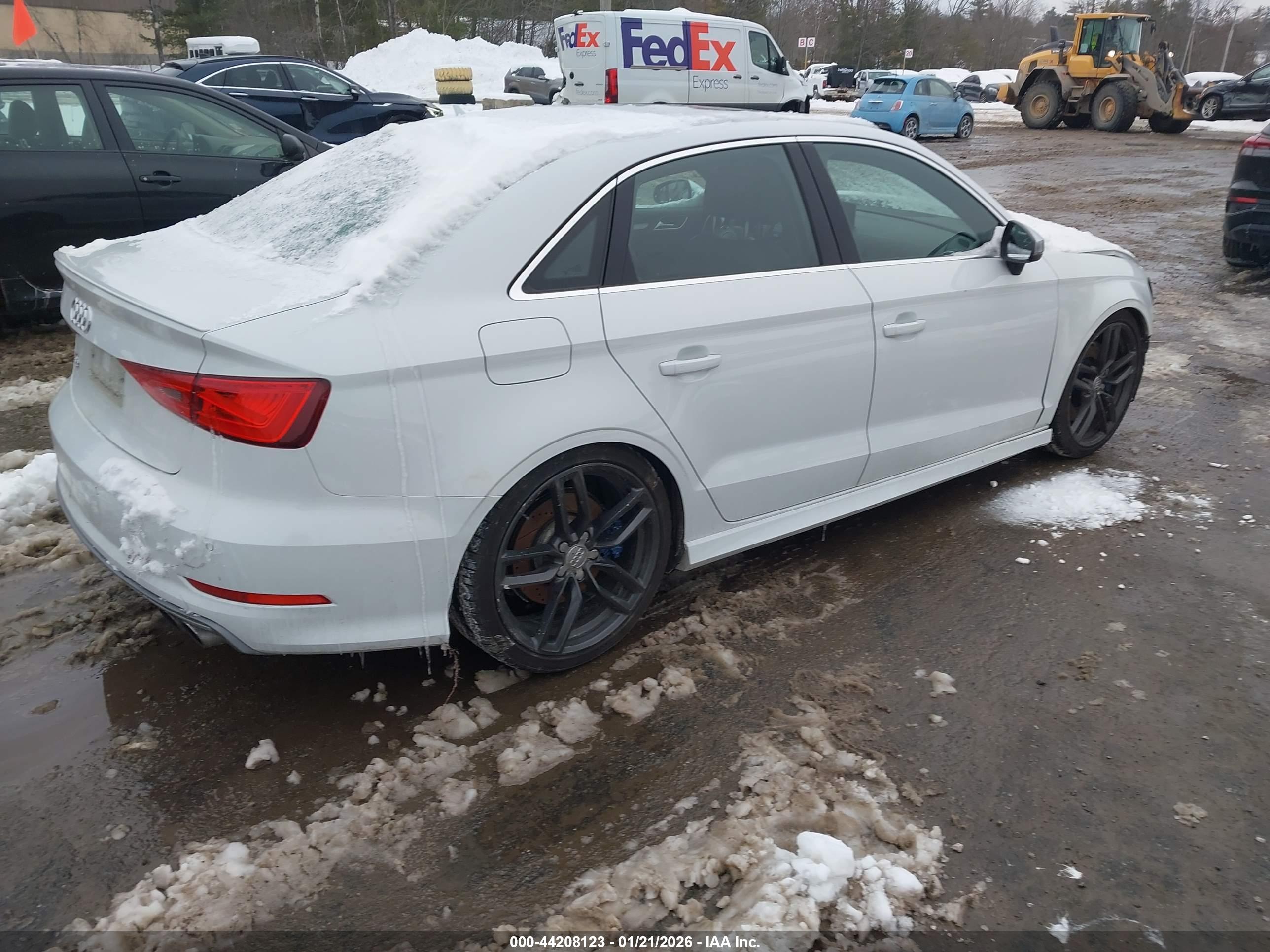 AUDI S3 image 4