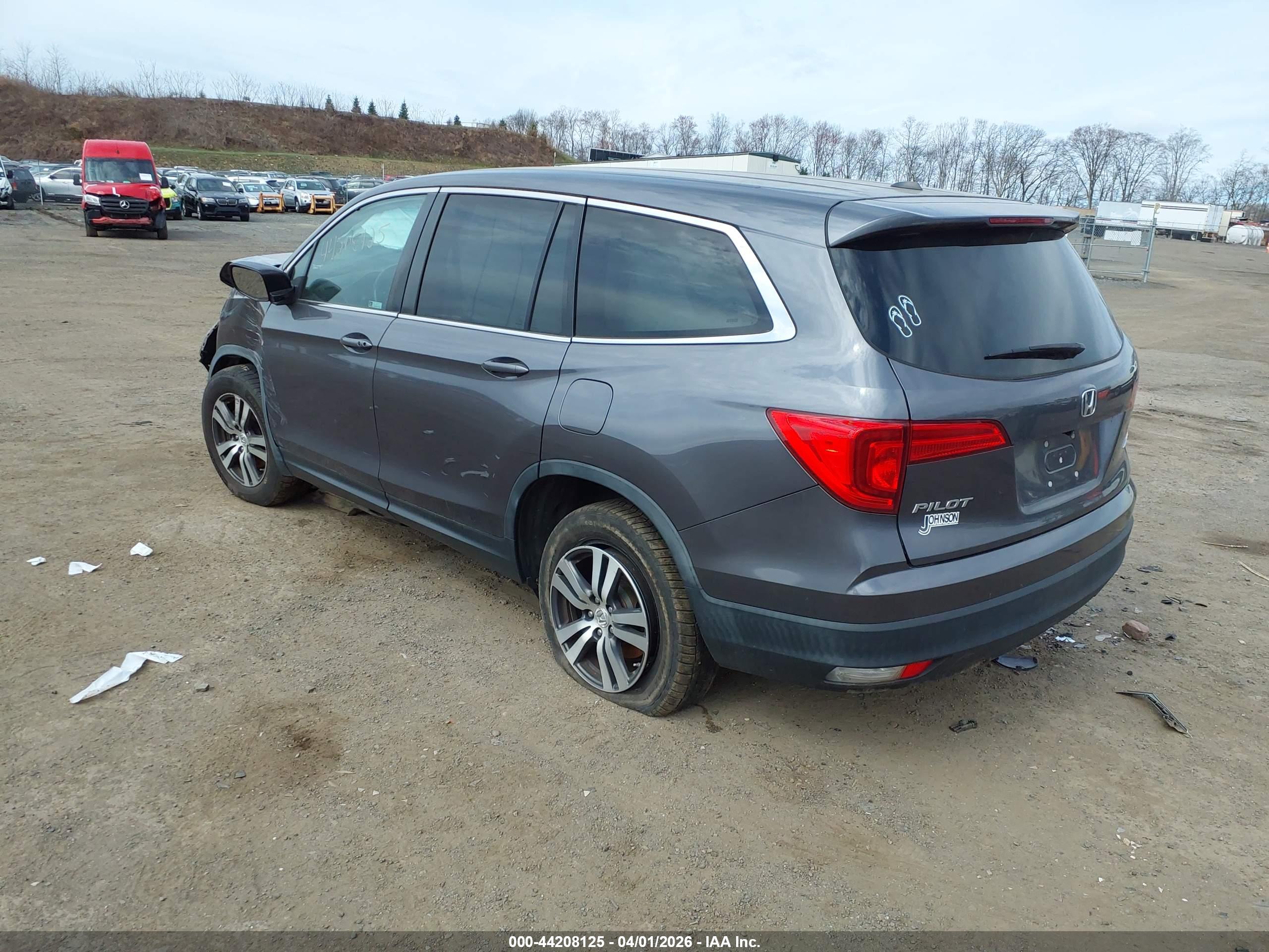 HONDA PILOT image 3