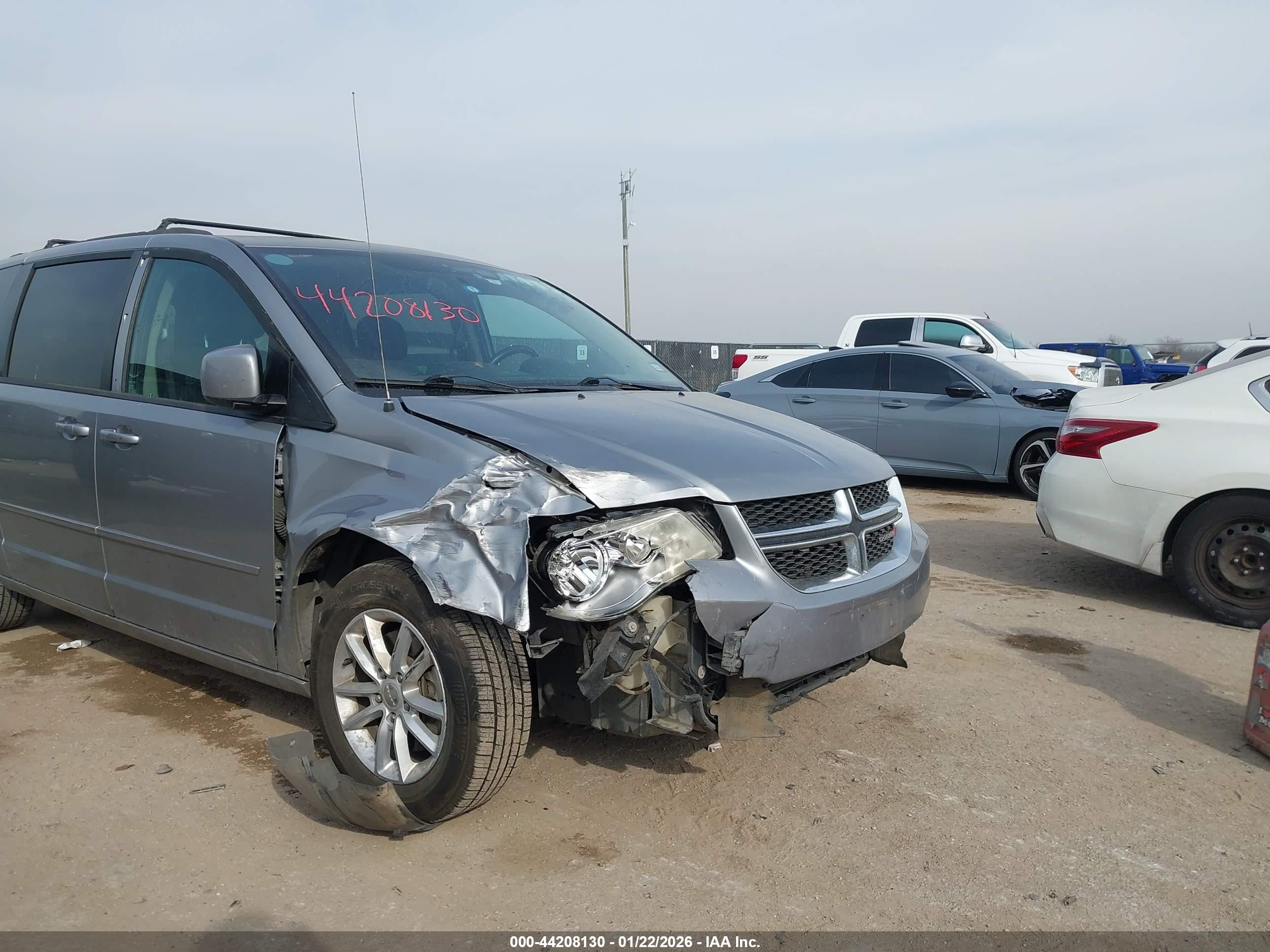 DODGE GRAND image 6
