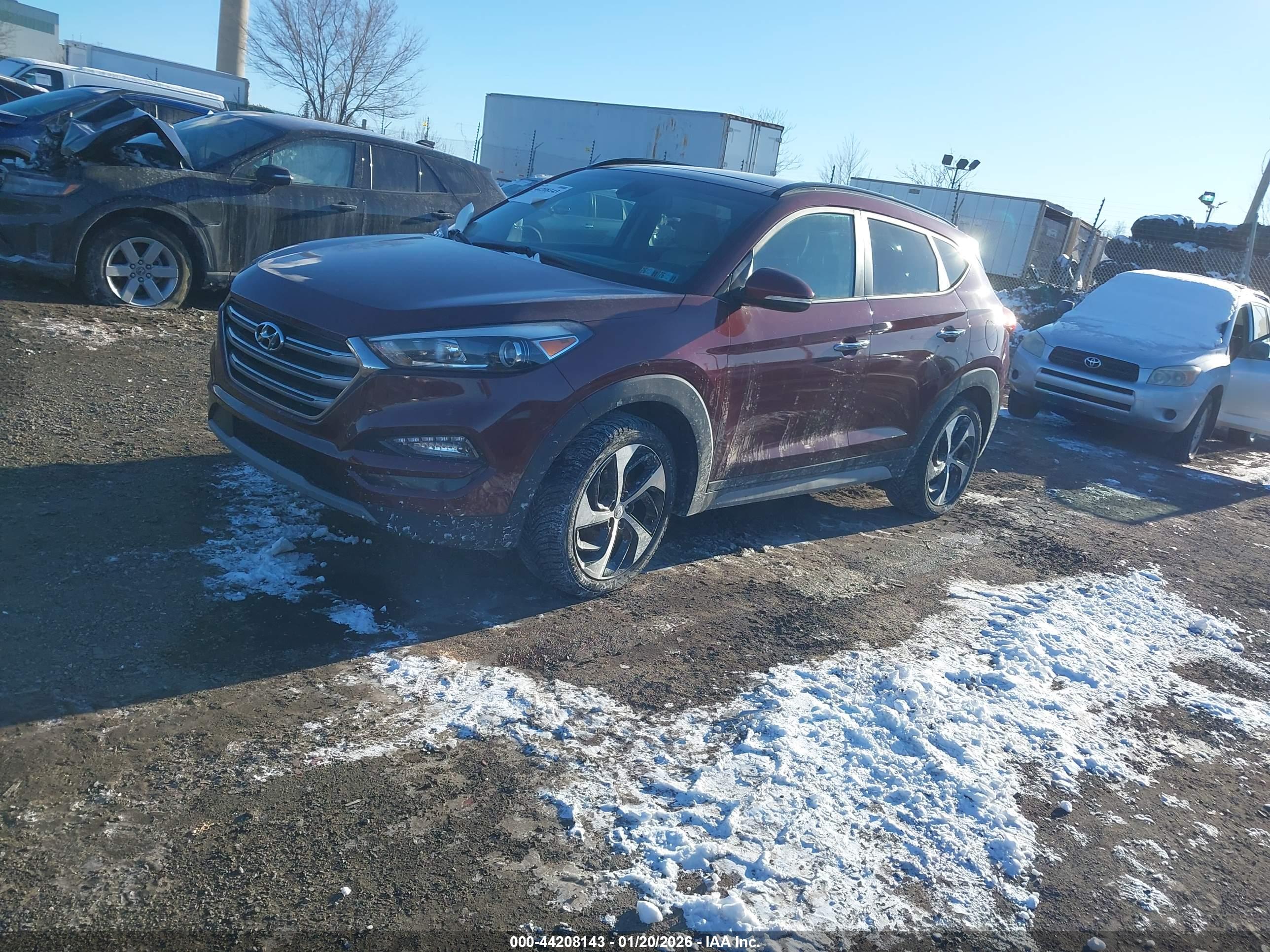 HYUNDAI TUCSON image 2