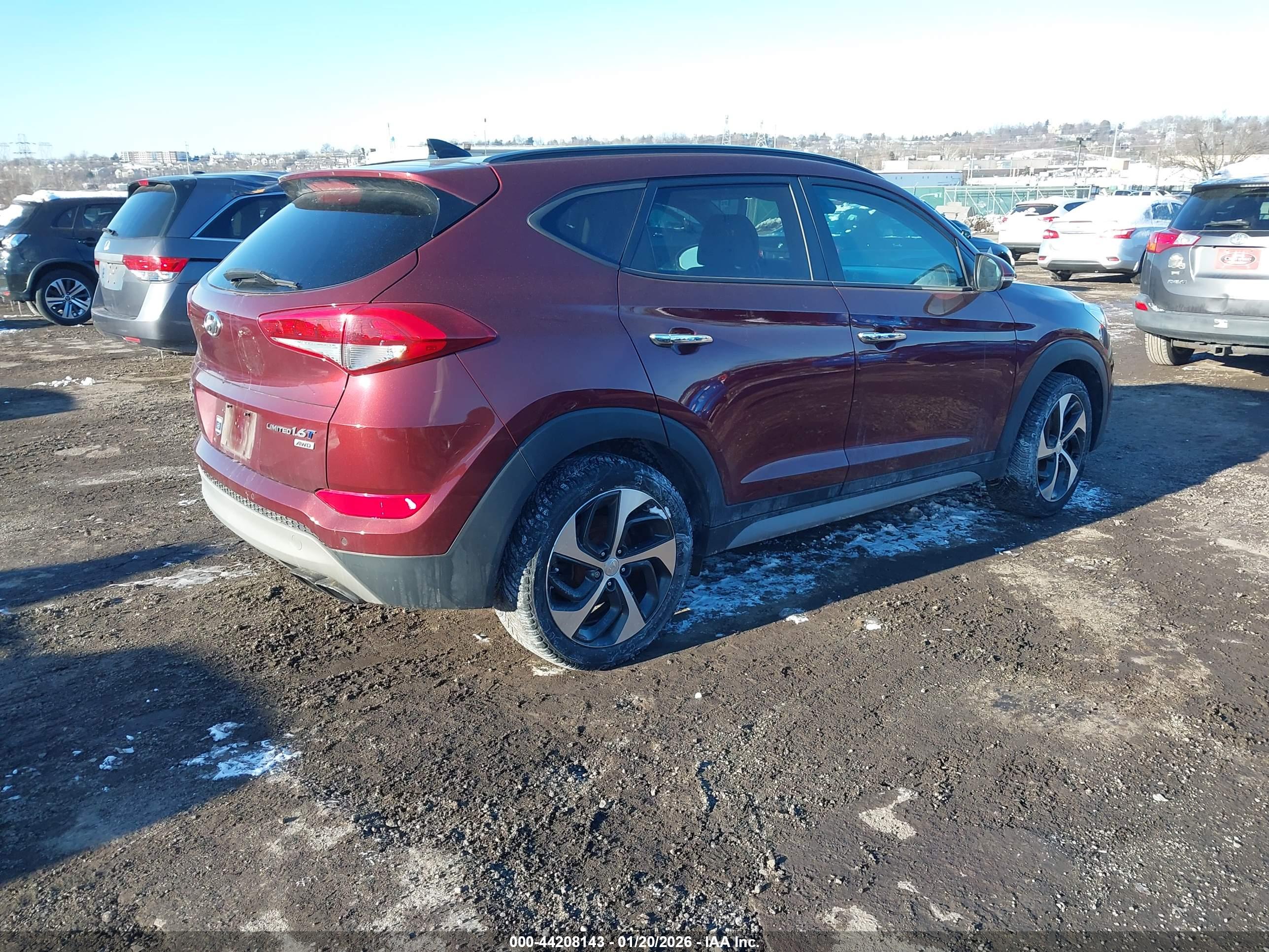 HYUNDAI TUCSON image 4