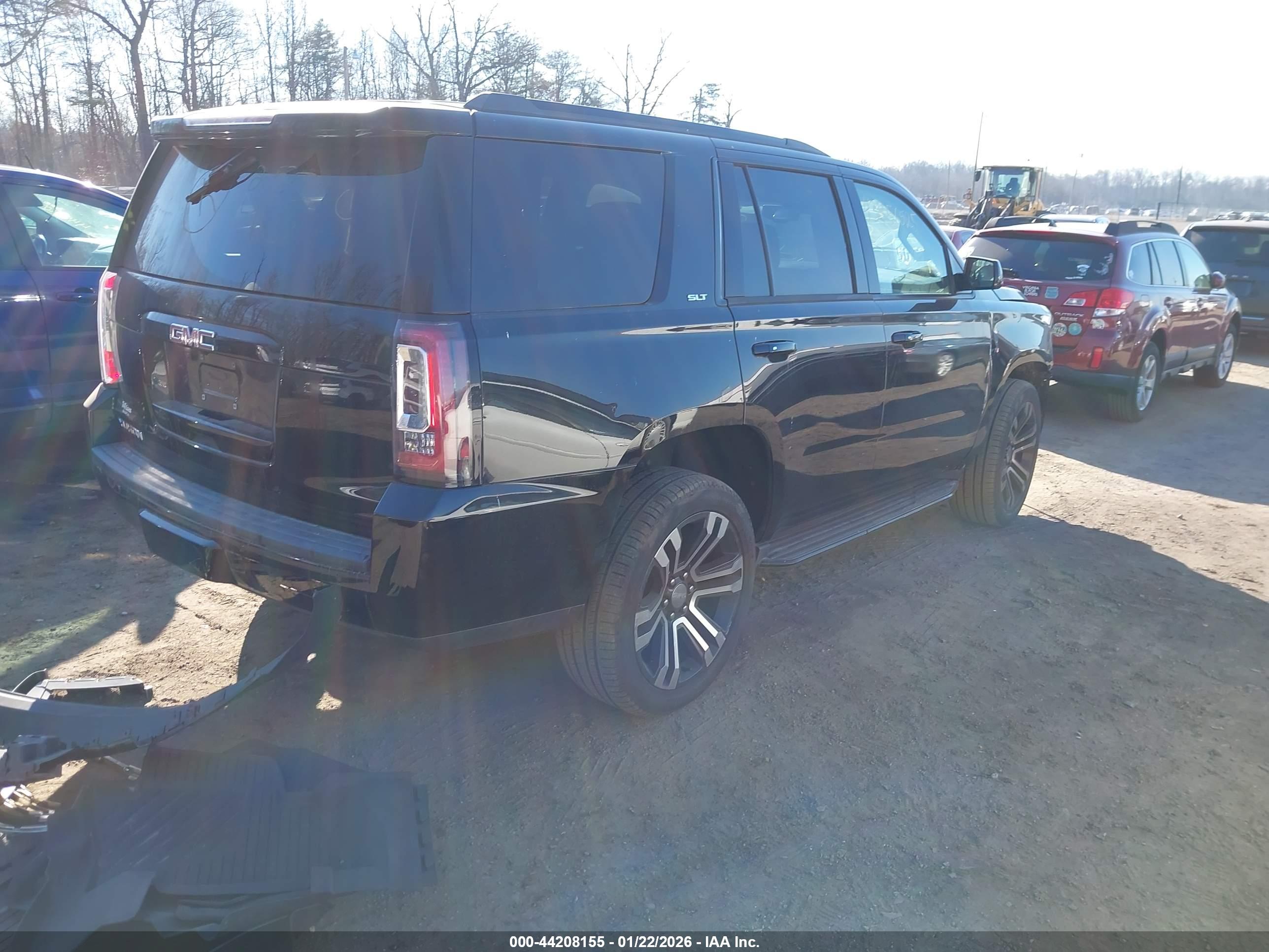 GMC YUKON image 4
